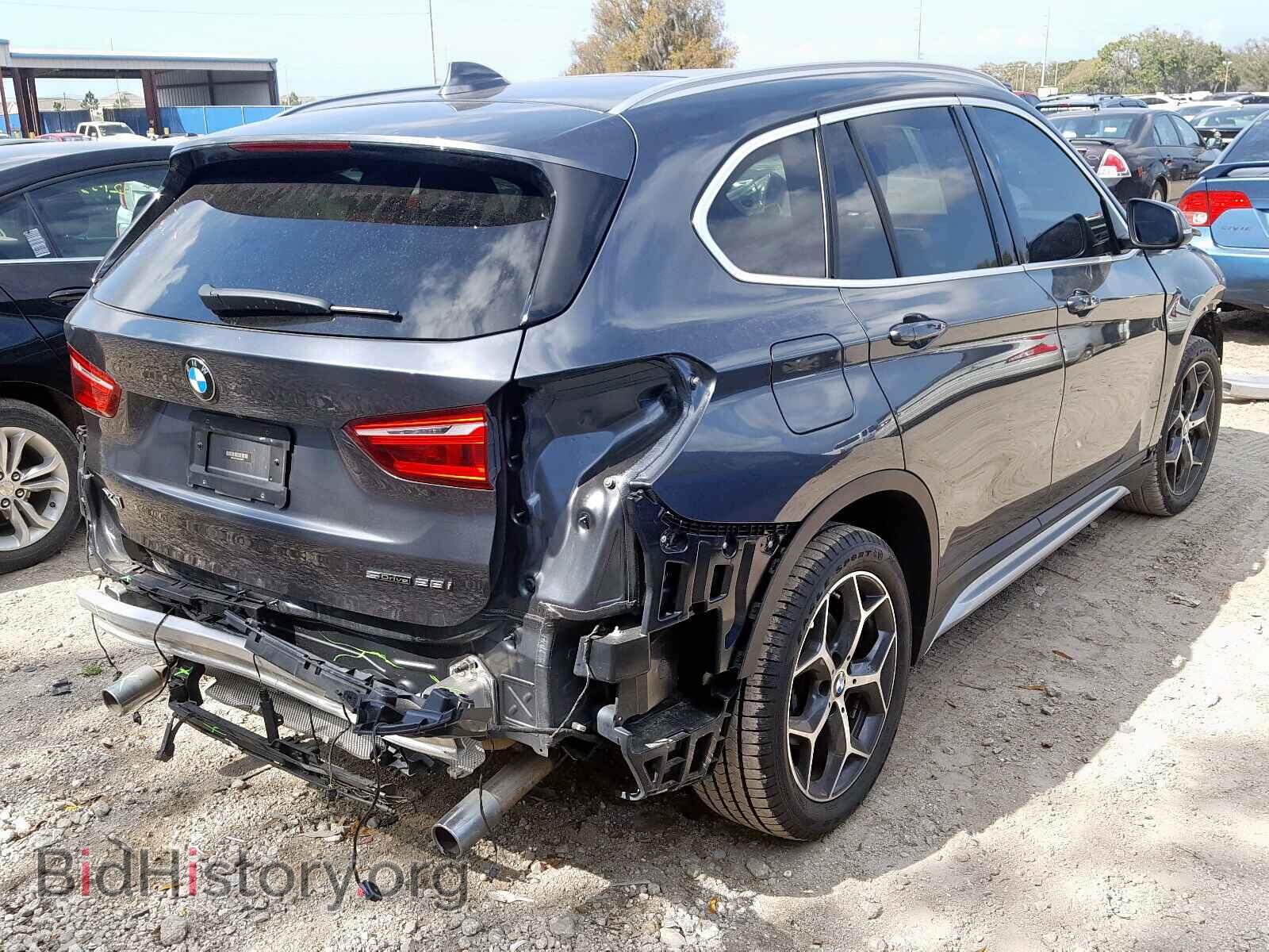 2018 BMW X1 - VIN: WBXHU7C34J5L08043 - Фото 4