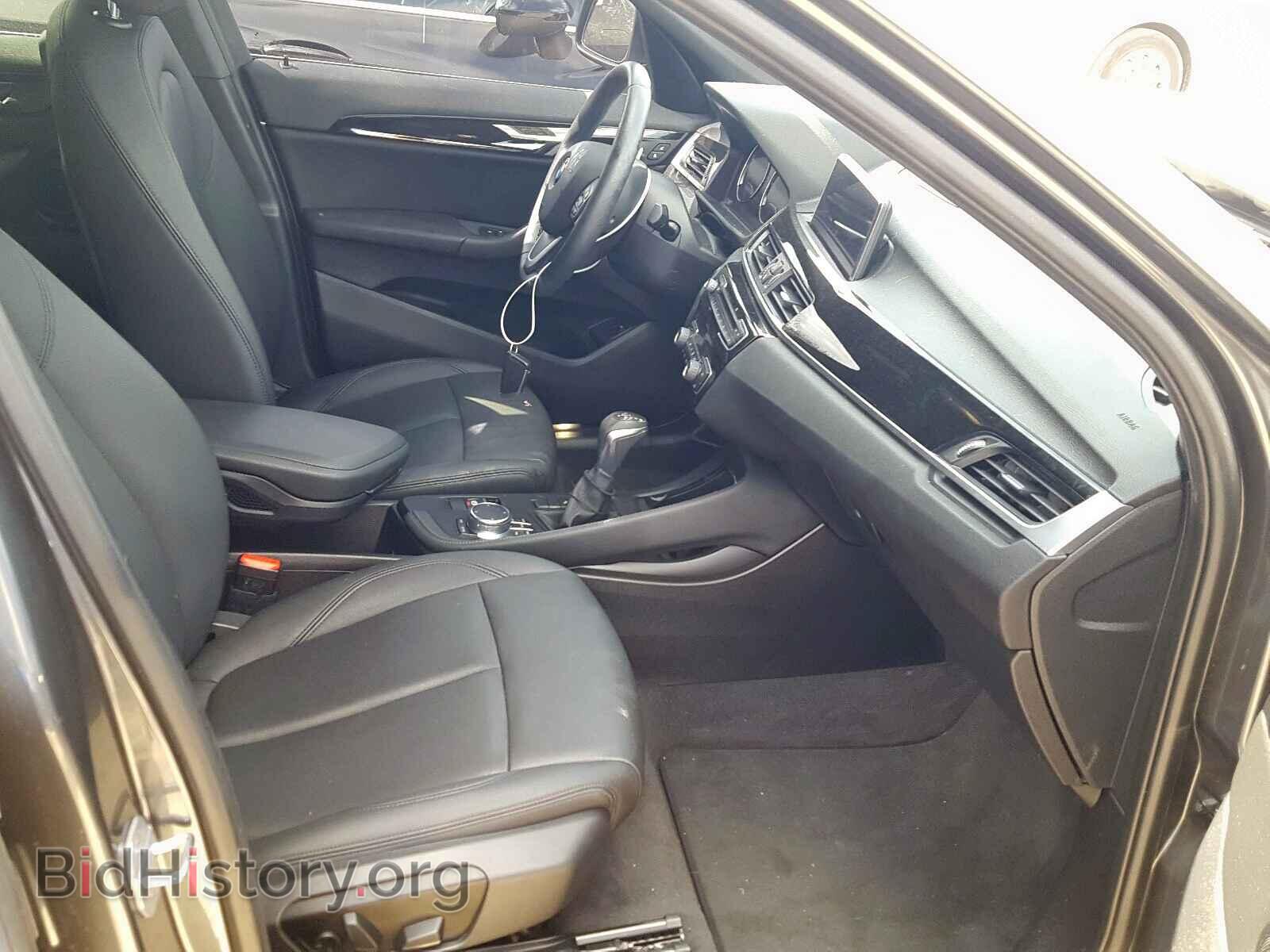 2018 BMW X1 - VIN: WBXHU7C34J5L08043 - Фото 5