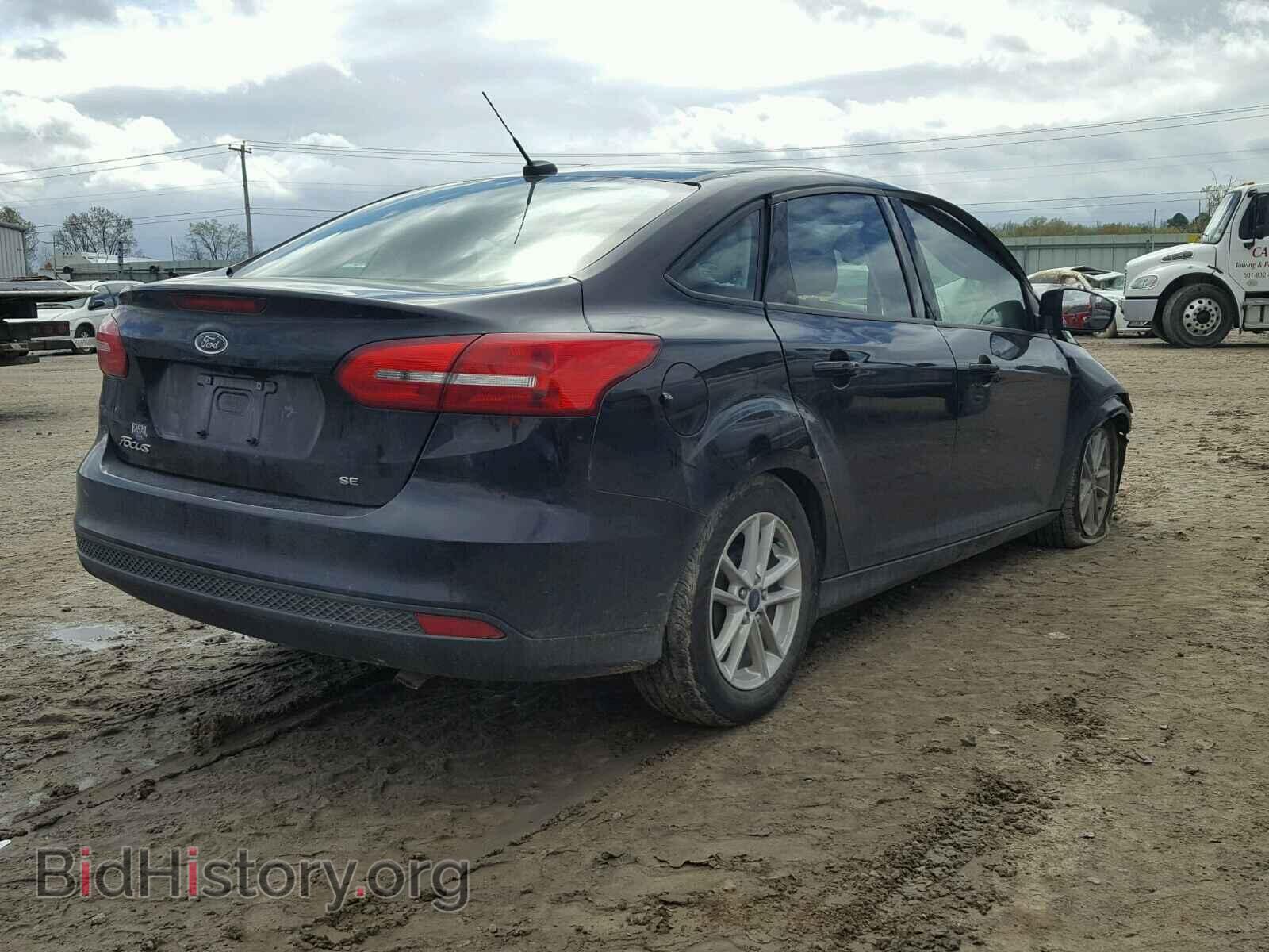 2017 FORD FOCUS - VIN: 1FADP3F25HL342227 - Фото 4