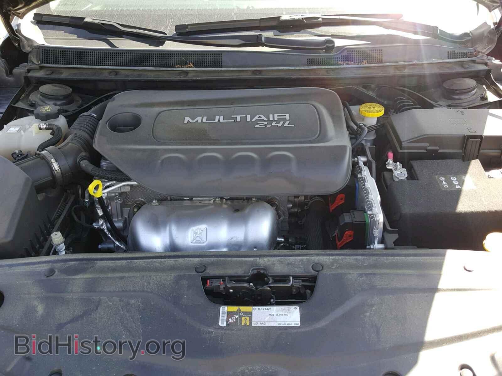 2016 CHRYSLER 200 - VIN: 1C3CCCAB8GN146184 - Photo 7