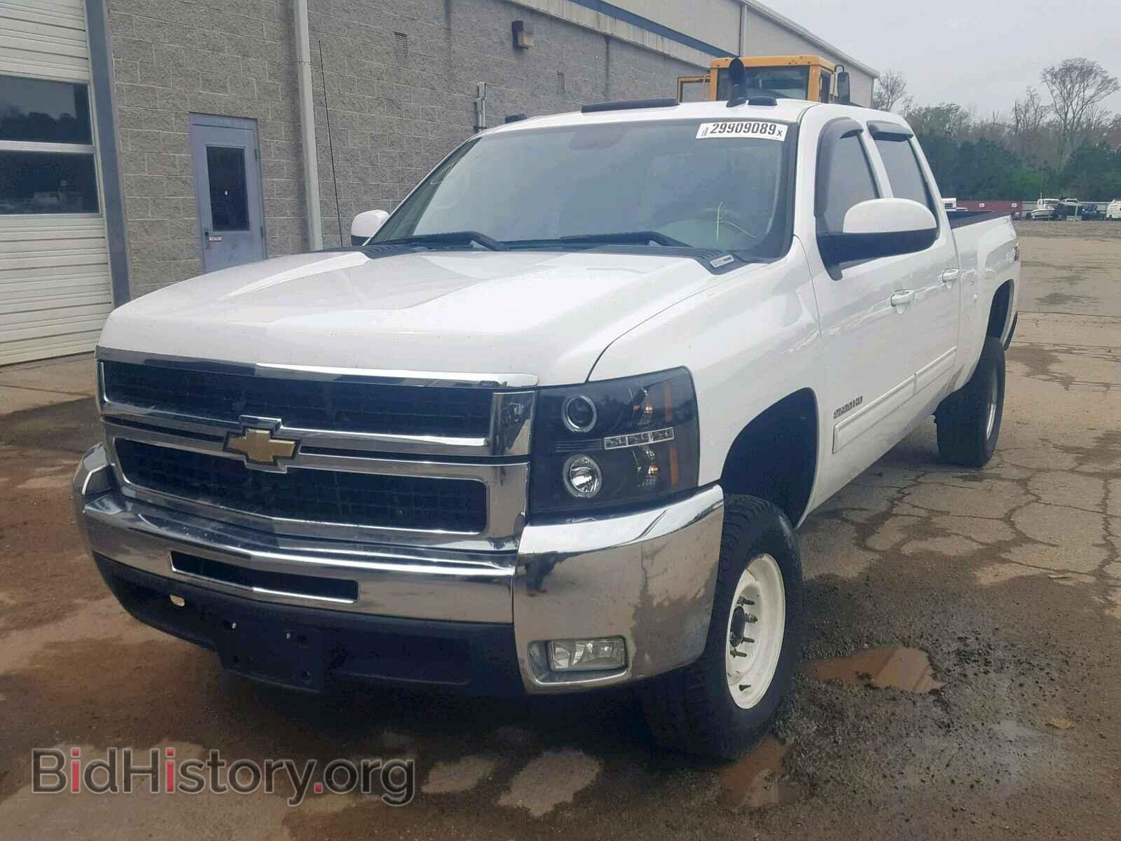 2010 CHEVROLET SILVERADO - VIN: 1GC4KYB61AF129617 - Фото 2