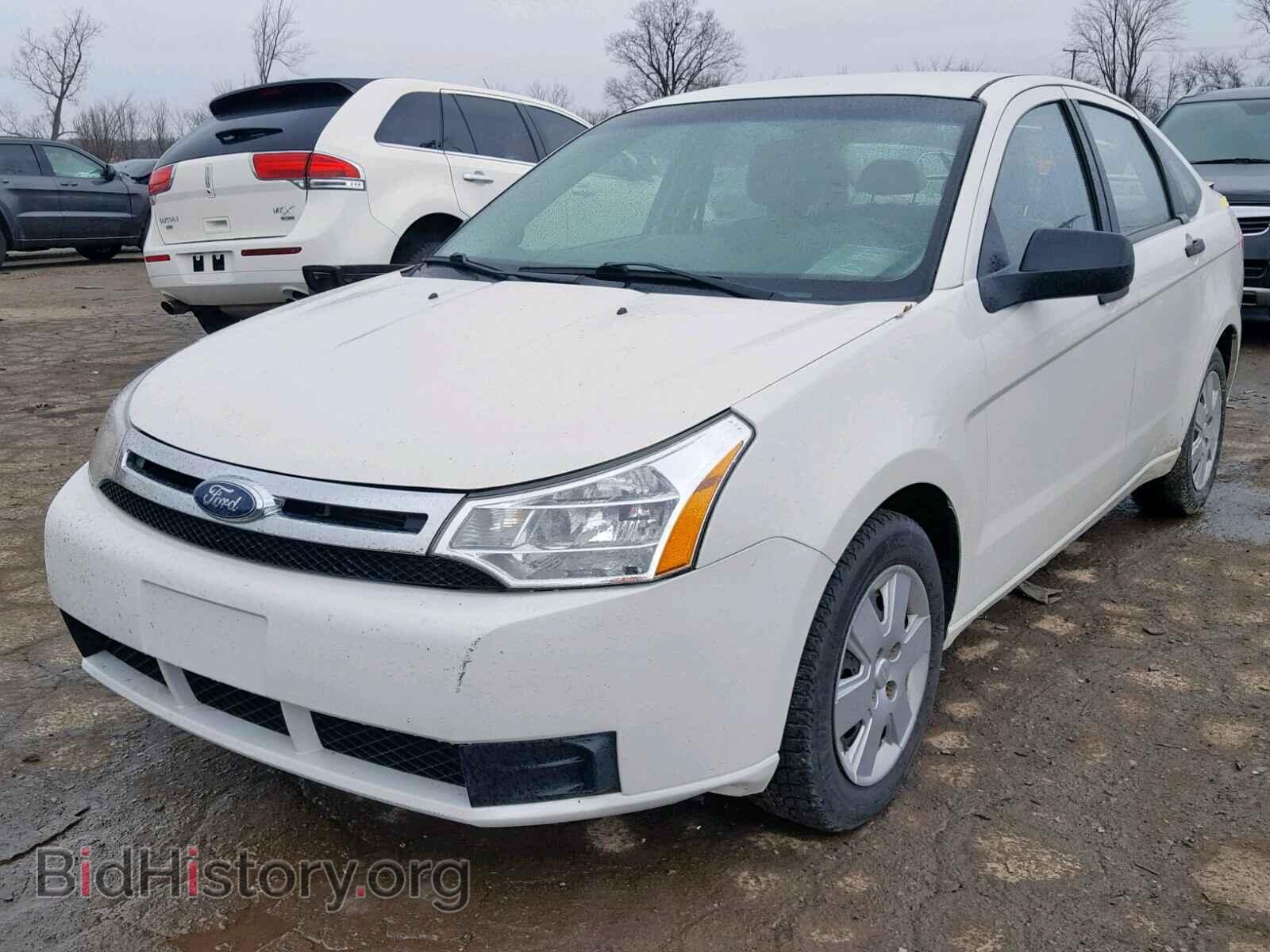 2009 FORD FOCUS - VIN: 1FAHP34N19W180210 - Фото 2