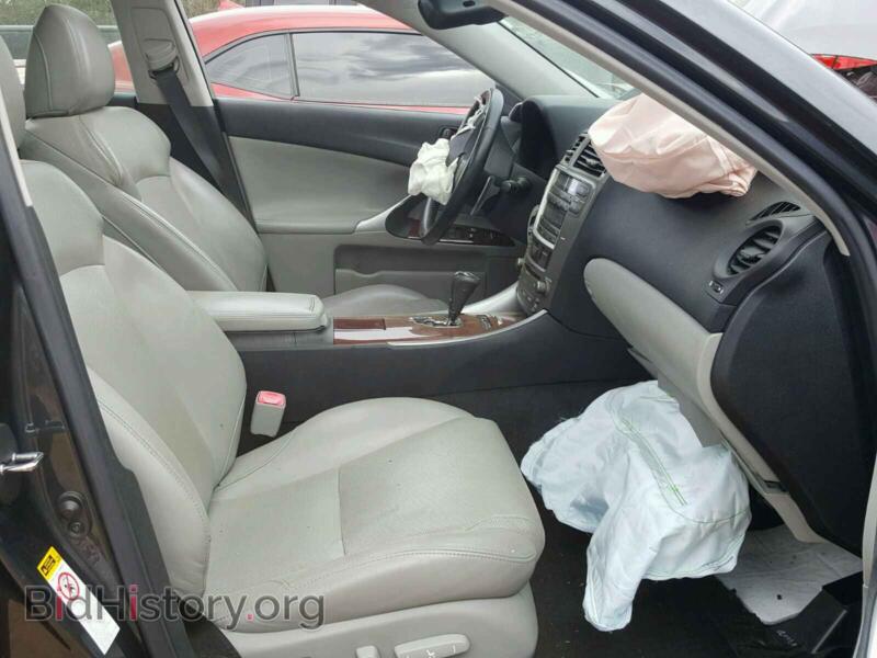 2008 Lexus IS250 (VIN JTHCK262885022367) — фото 5 из 10
