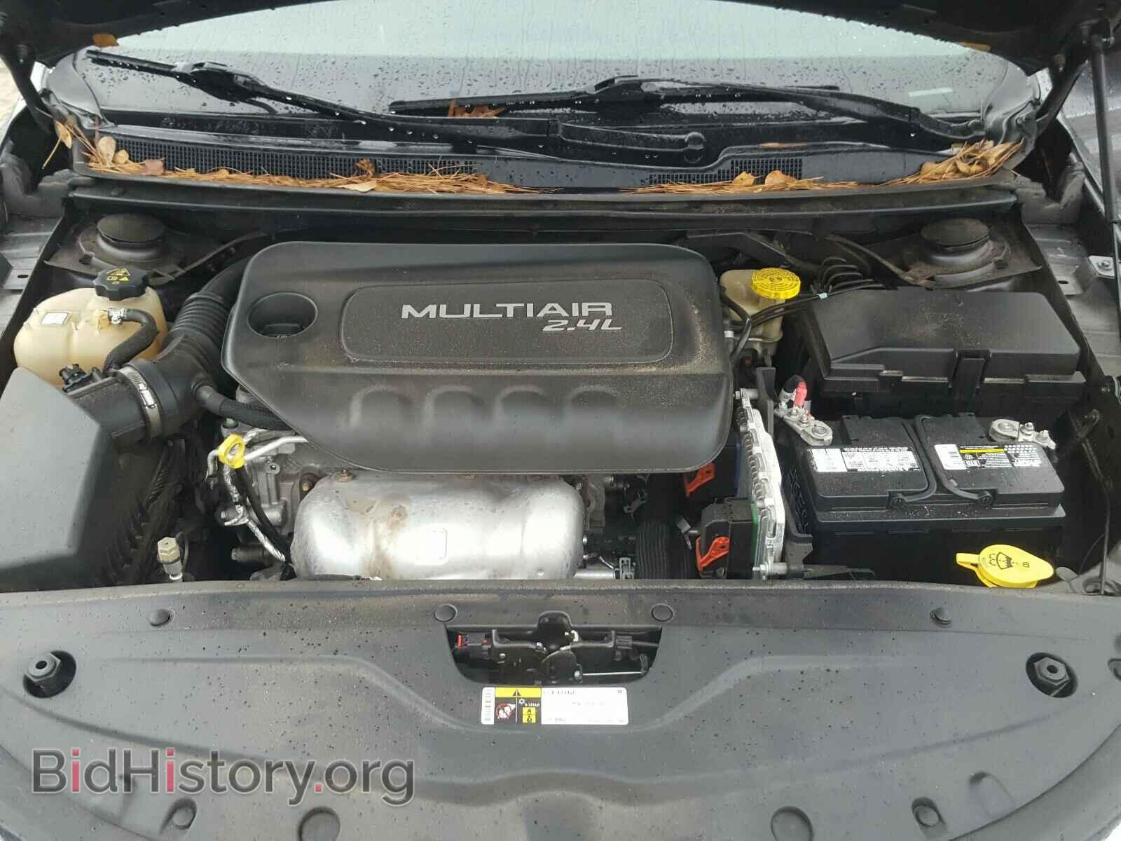 2016 CHRYSLER 200 - VIN: 1C3CCCAB7GN103861 - Фото 7