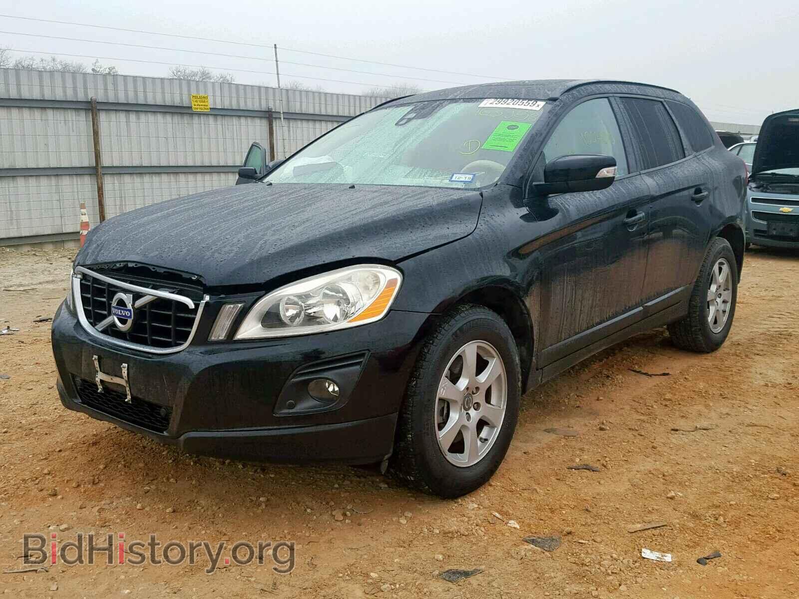 2010 VOLVO XC60 - VIN: YV4982DL0A2103258 - Фото 2