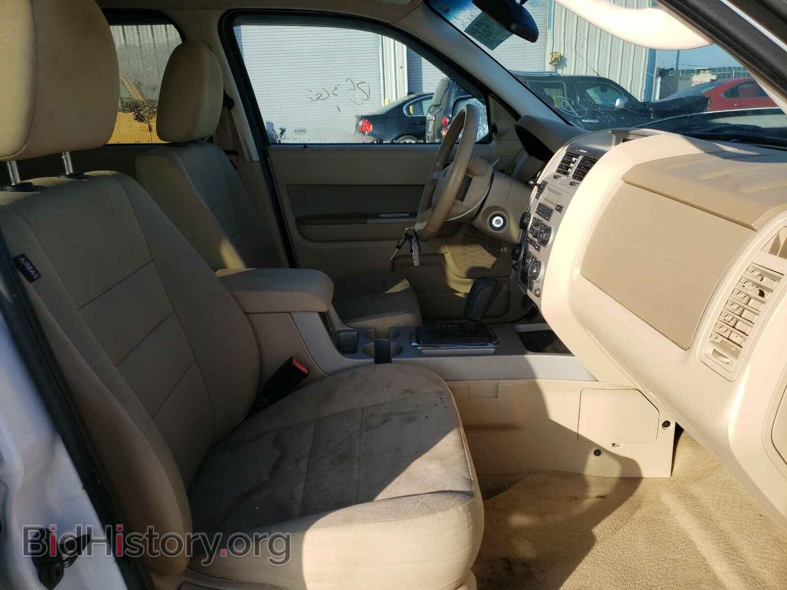 2011 FORD ESCAPE - VIN: 1FMCU0DG2BKC12054 - Фото 5