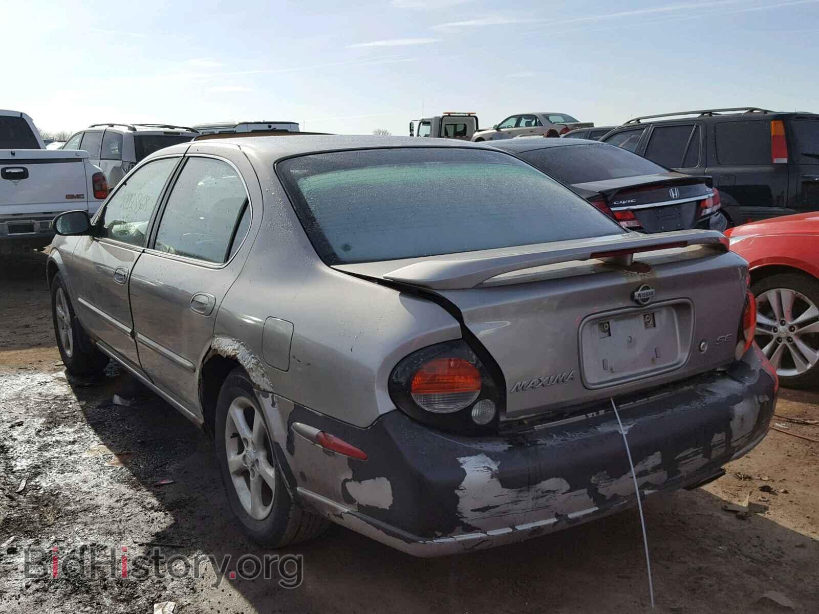 2000 NISSAN MAXIMA - VIN: JN1CA31A5YT200615 - Фото 3