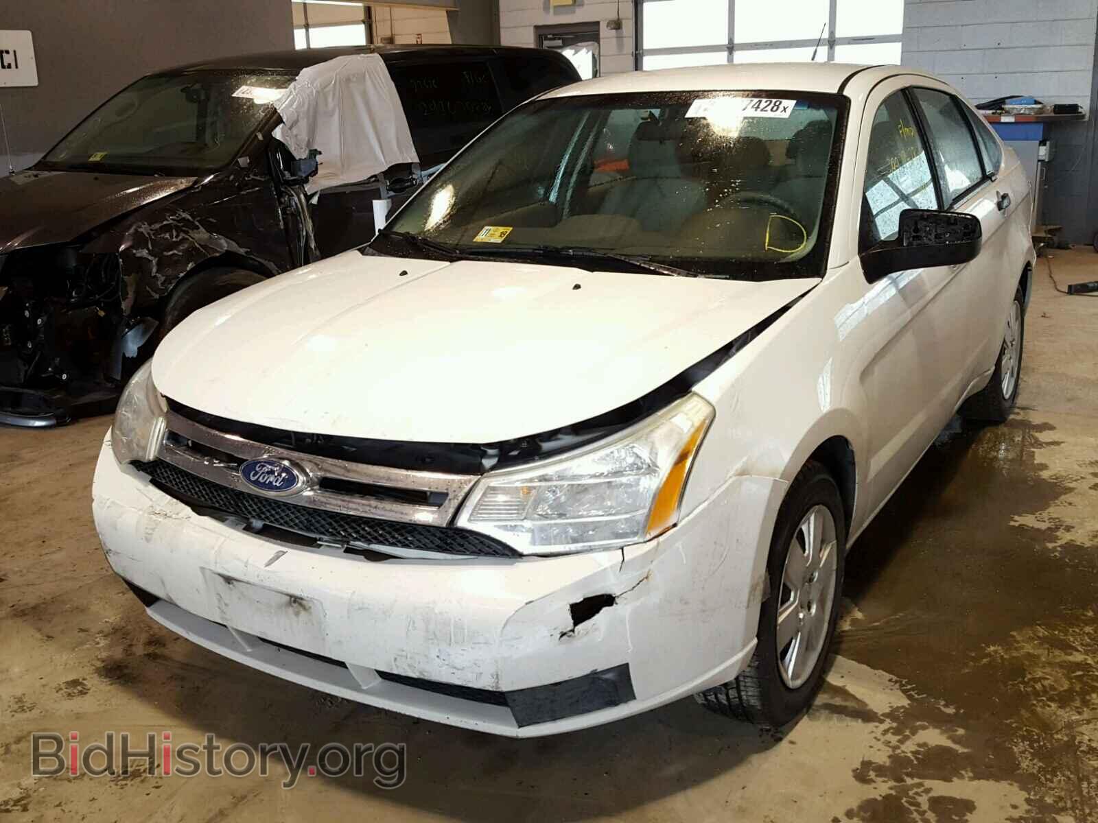 2011 FORD FOCUS - VIN: 1FAHP3EN9BW187619 - Фото 2