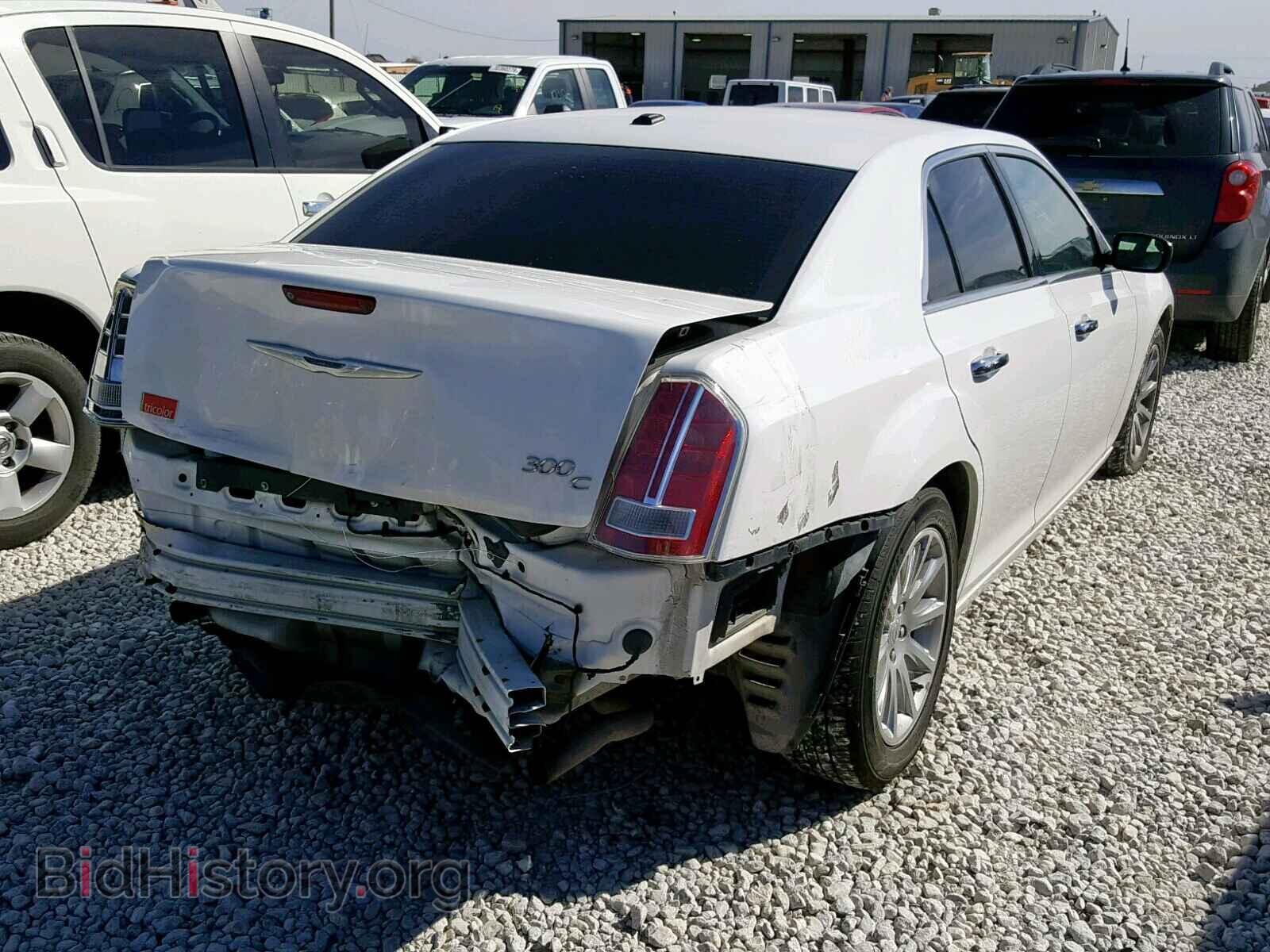 2012 CHRYSLER 300 - VIN: 2C3CCAETXCH256017 - Фото 4