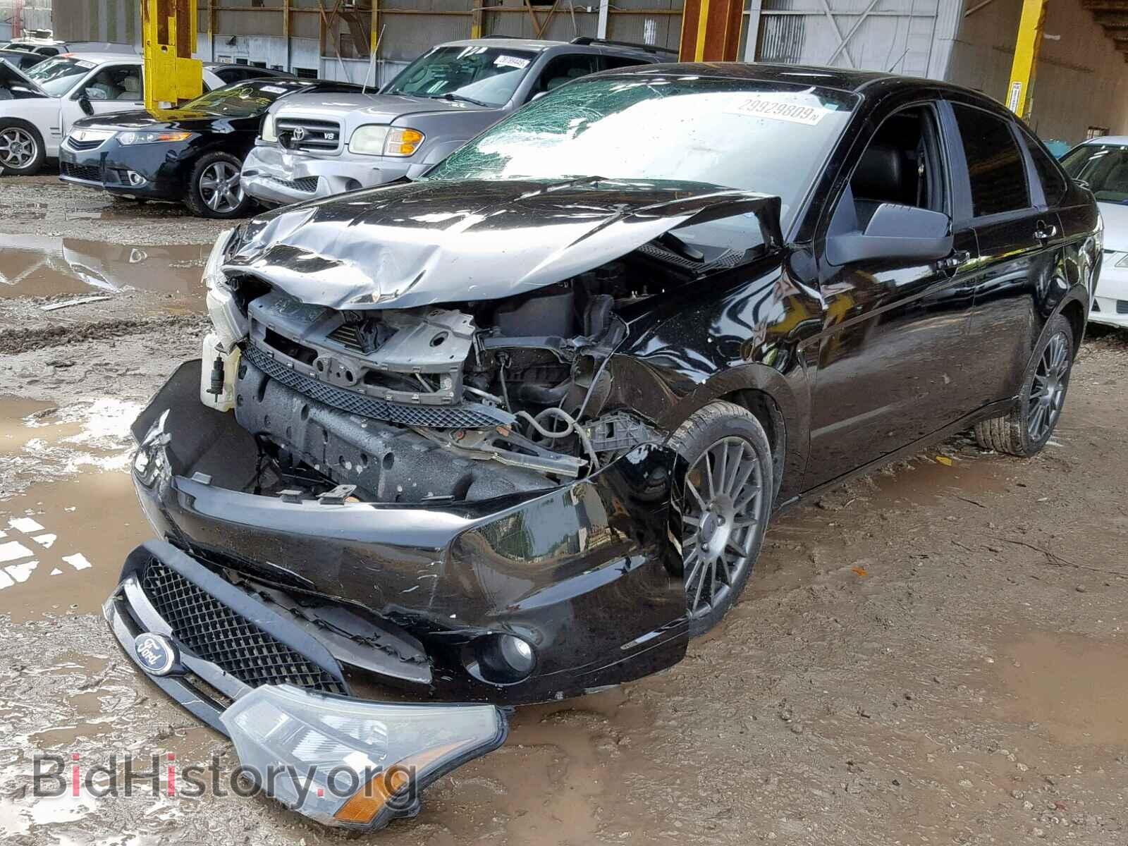 2011 FORD FOCUS - VIN: 1FAHP3GN7BW135581 - Фото 2