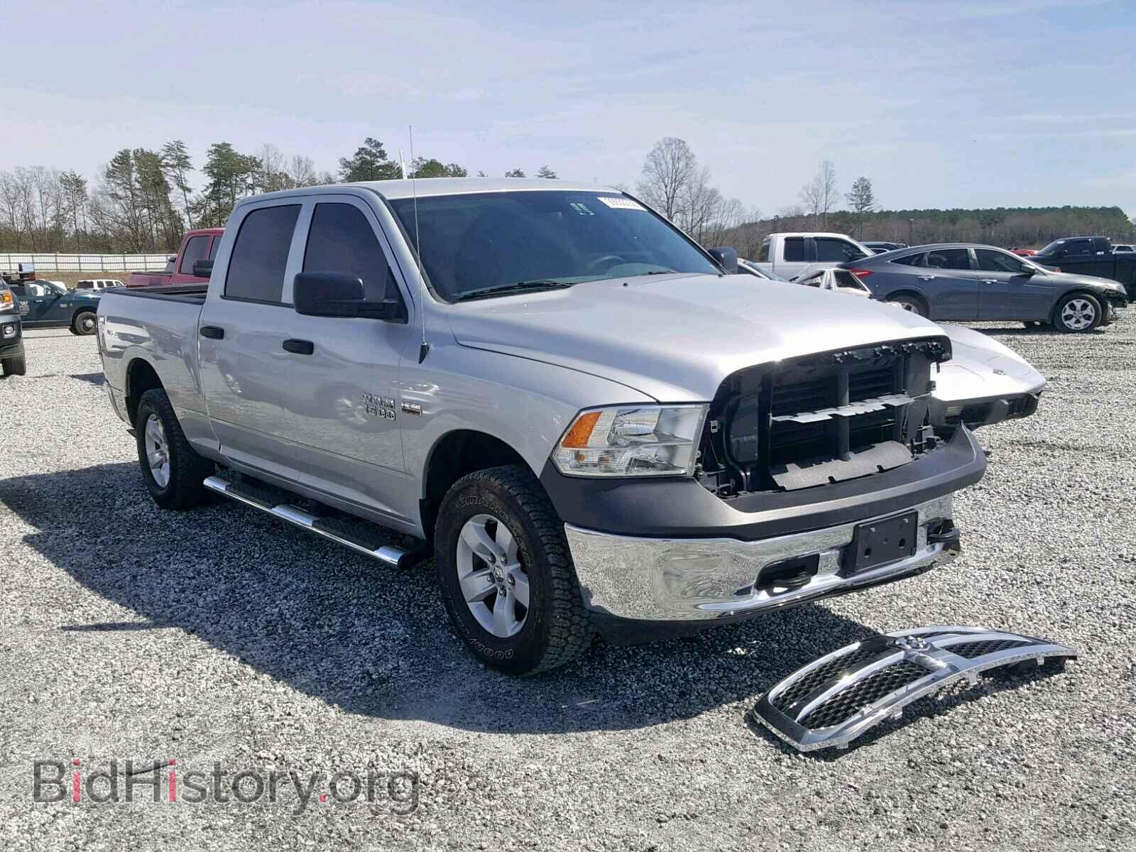 Photo  - RAM 1500 ST 2017