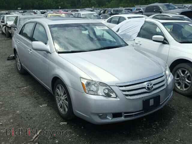 Photo 4T1BK36B95U058813 - TOYOTA AVALON 2005