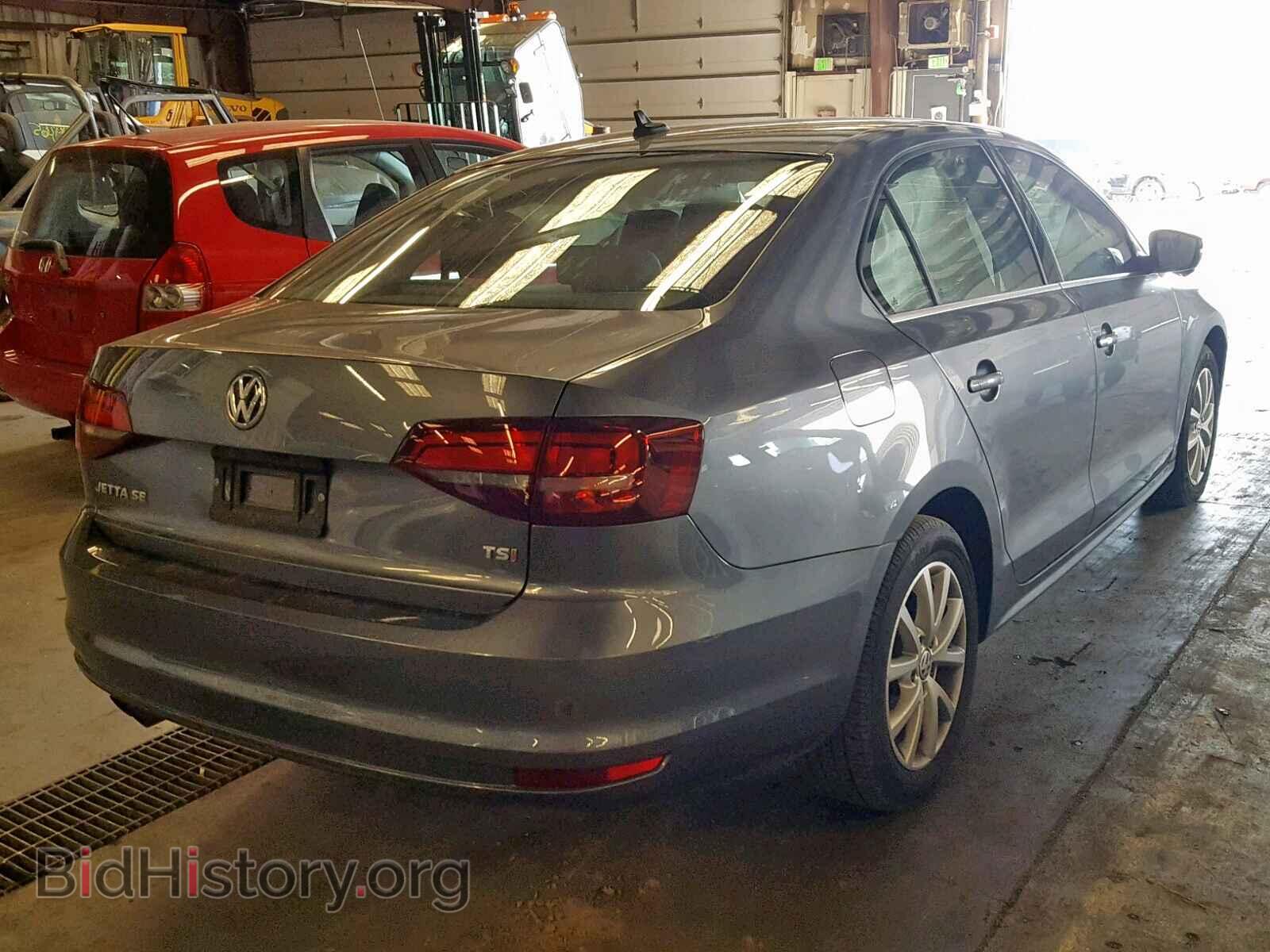 2017 VOLKSWAGEN JETTA - VIN: 3VWB67AJ7HM300096 - Фото 4