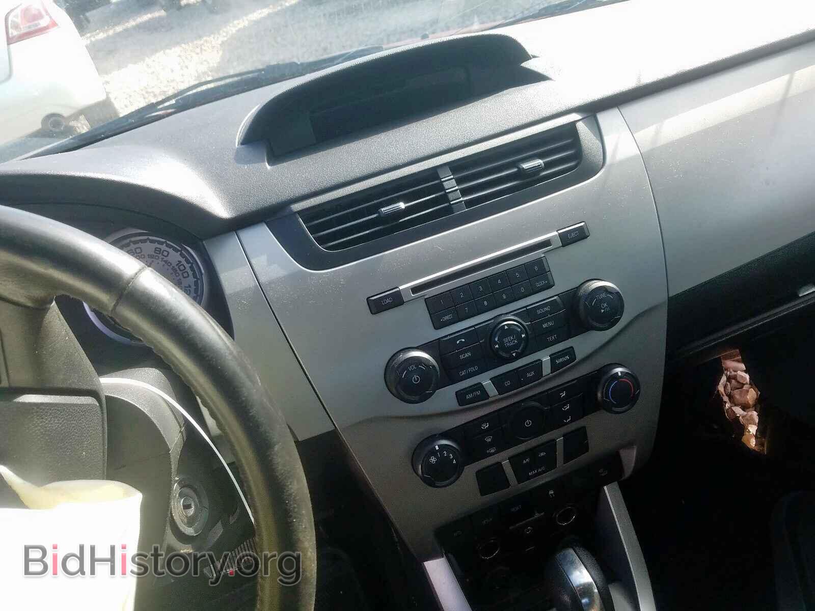 2009 FORD FOCUS - VIN: 1FAHP36N49W199783 - Фото 9