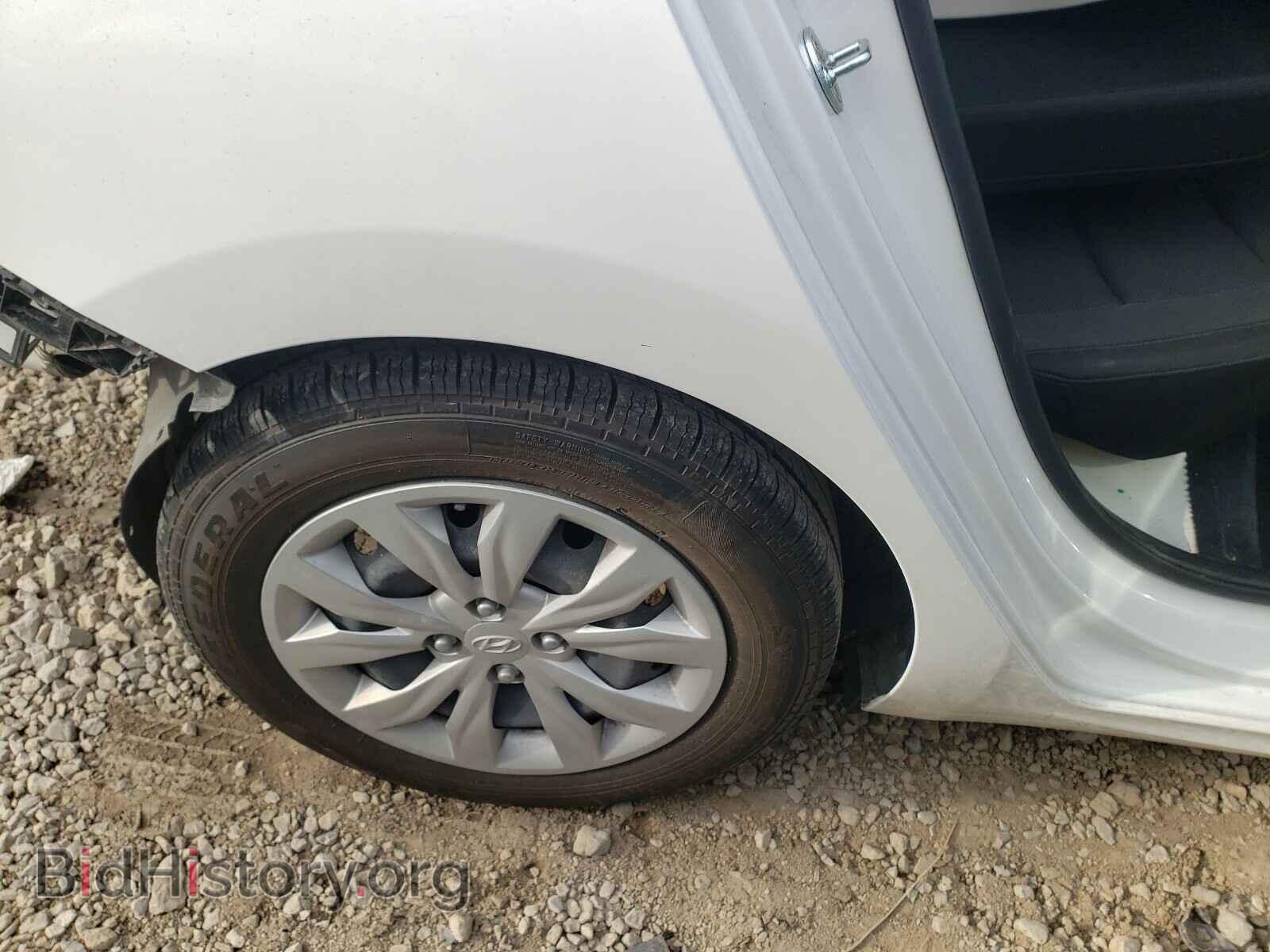 2019 HYUNDAI ACCENT - VIN: 3KPC24A38KE061453 - Фото 9