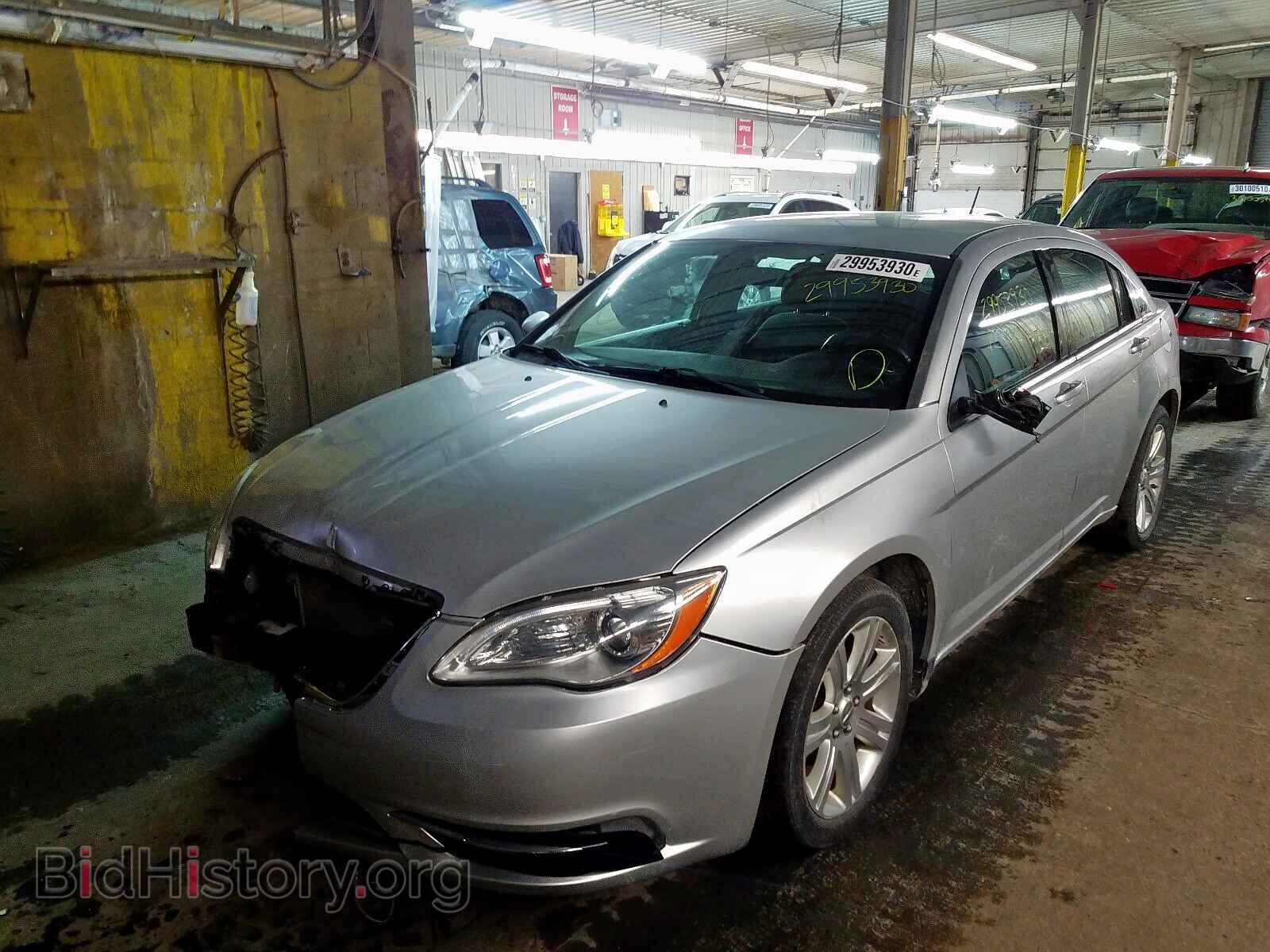 2011 CHRYSLER 200 - VIN: 1C3BC1FB0BN614846 - Фото 2