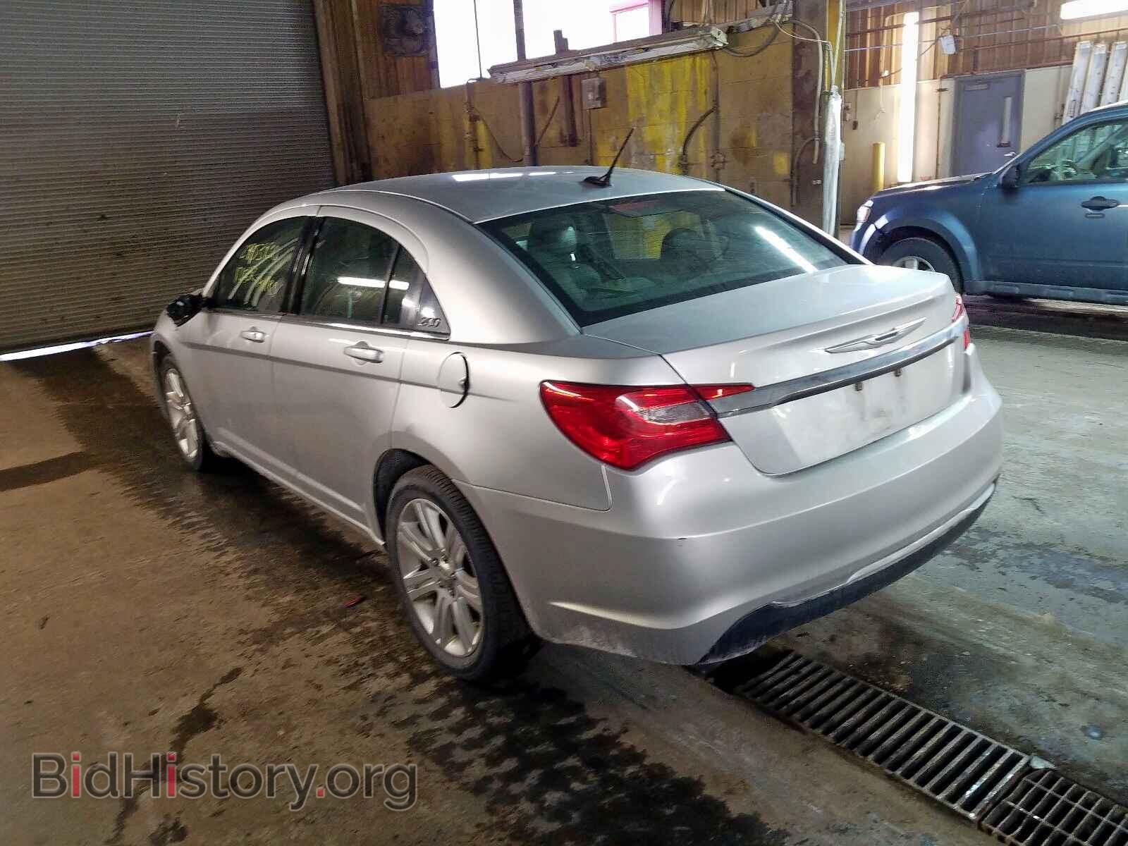 2011 CHRYSLER 200 - VIN: 1C3BC1FB0BN614846 - Фото 3