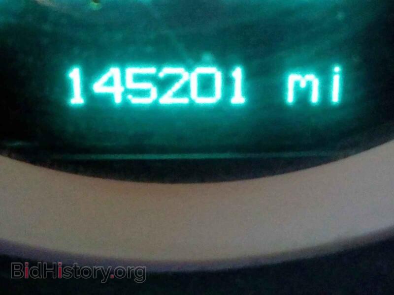 2013 Dodge CHALLENGER (VIN 2C3CDYAG2DH607244) — photo 8 of 10