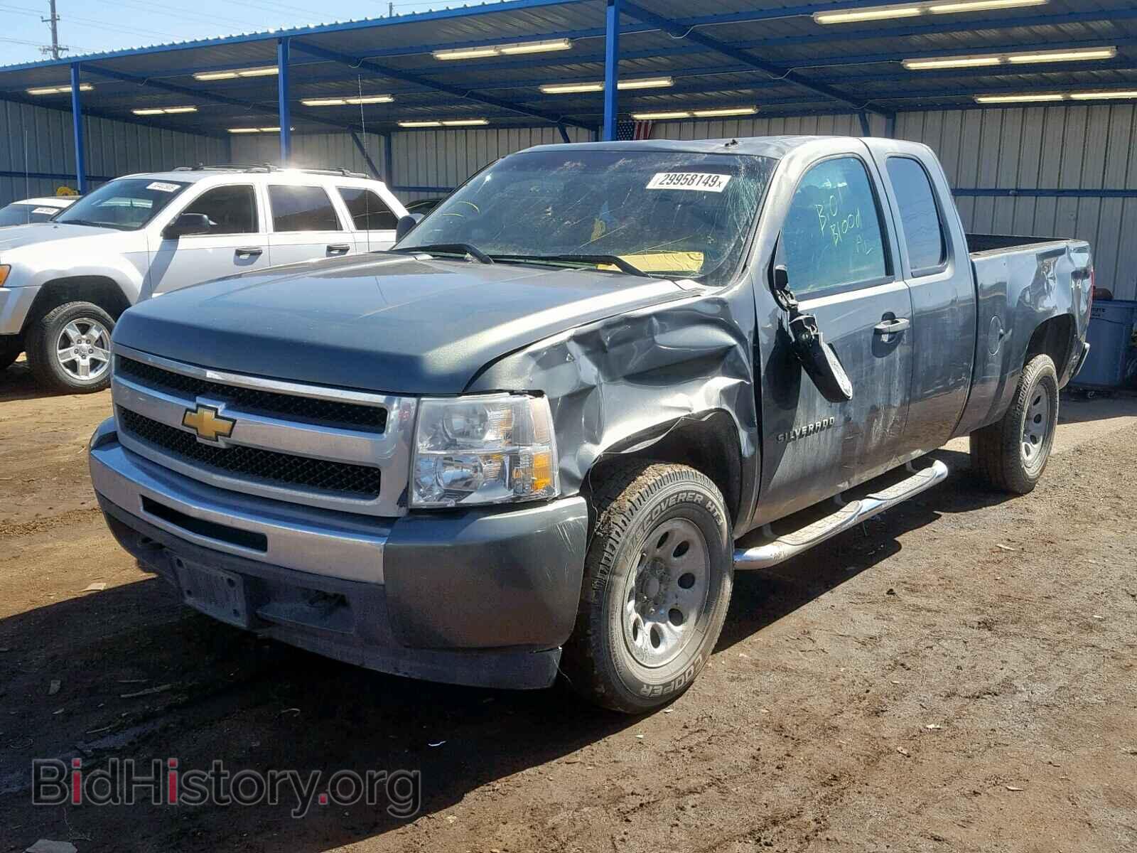 2011 CHEVROLET SILVERADO - VIN: 1GCRKREA3BZ351880 - Фото 2
