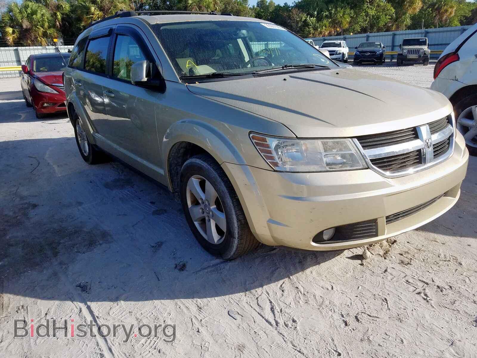 Фотография 3D4PG5FV3AT109196 - DODGE JOURNEY 2010