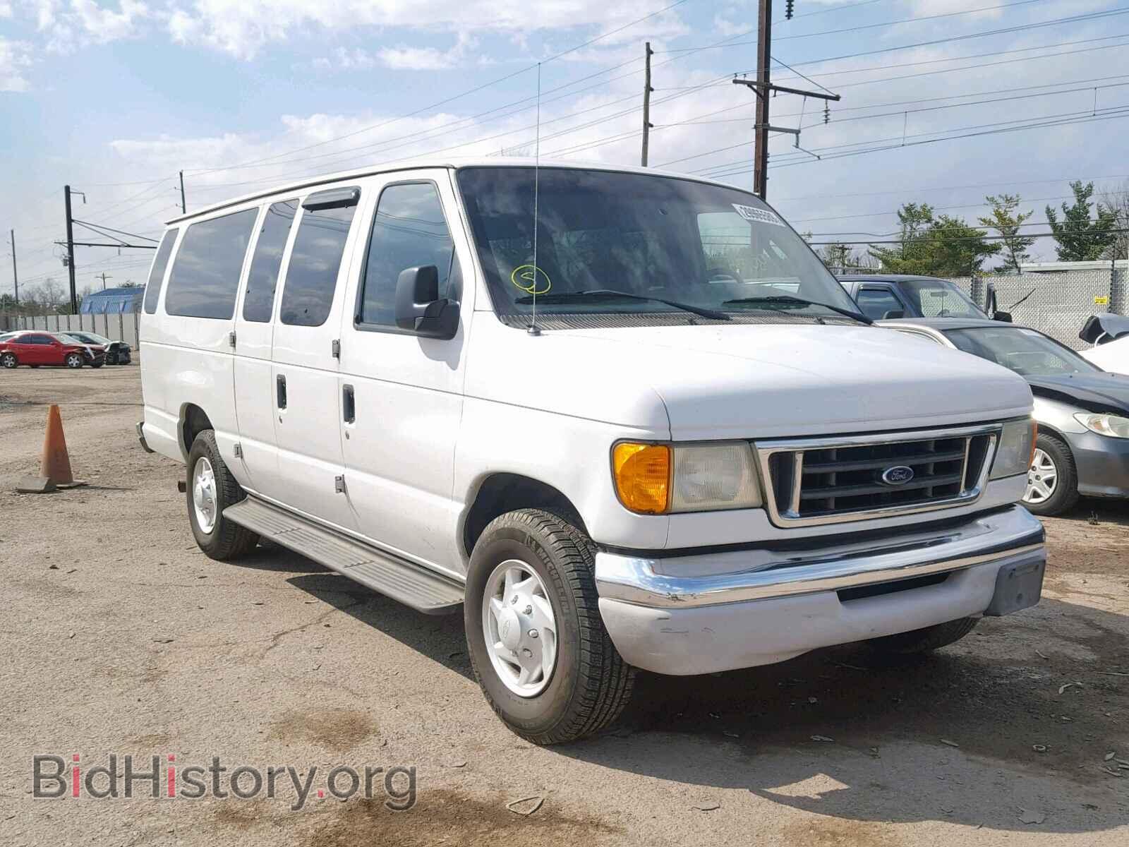 Photo 1FBSS31L93HB35663 - FORD ECONOLINE 2003