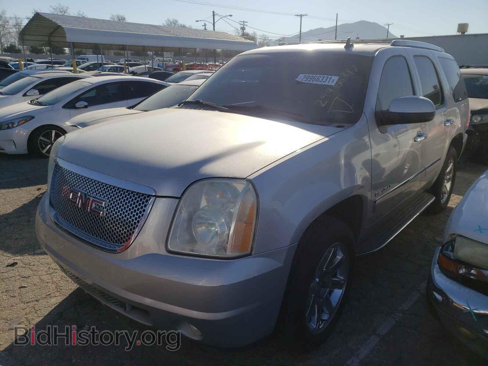 2010 GMC YUKON - VIN: 1GKUKEEF9AR247363 - Фото 2