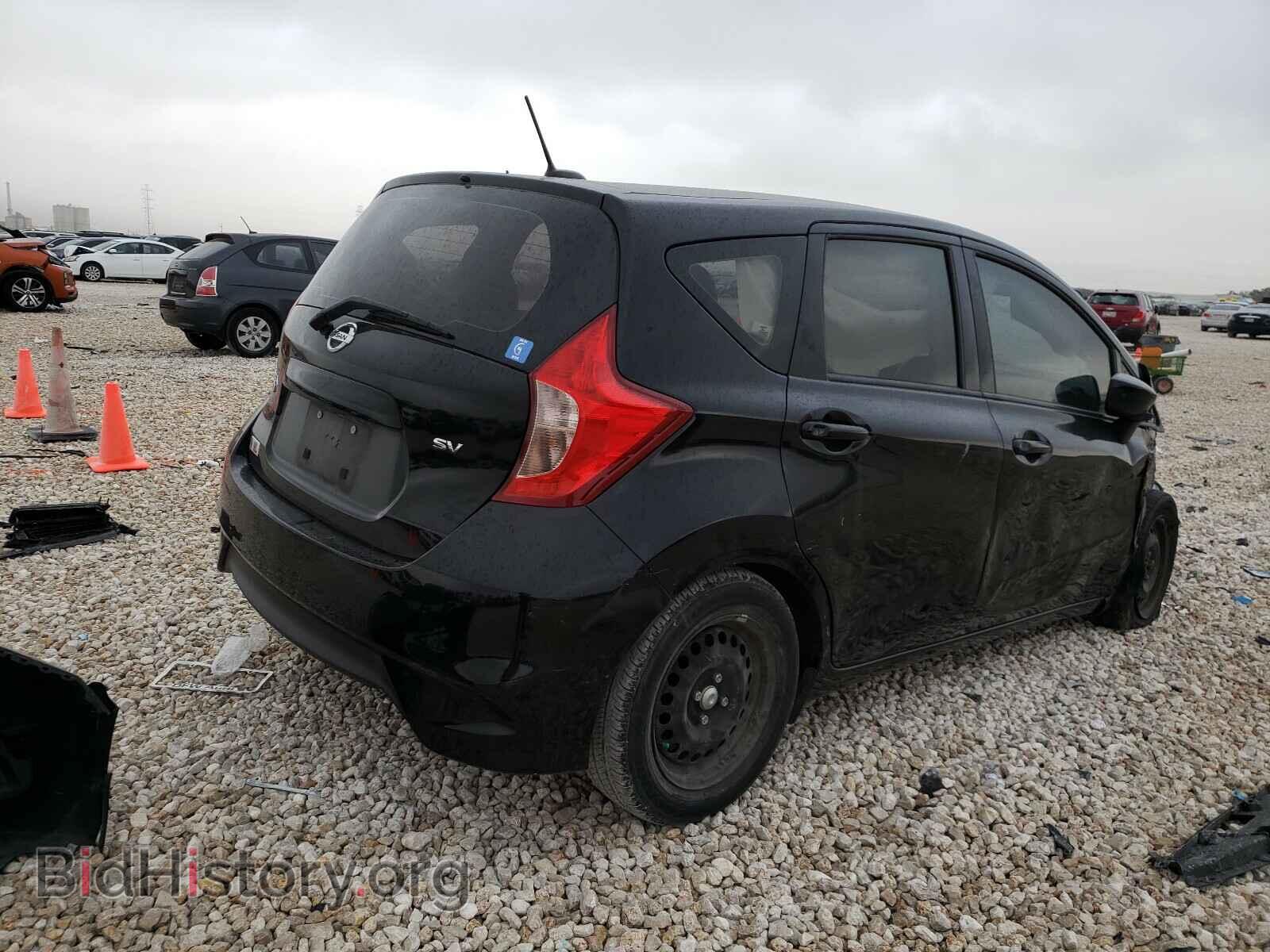 2017 NISSAN VERSA - VIN: 3N1CE2CP9HL376541 - Фото 4