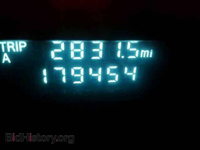 2008 FORD FOCUS - VIN: 1FAHP34N58W162680 - Фото 8
