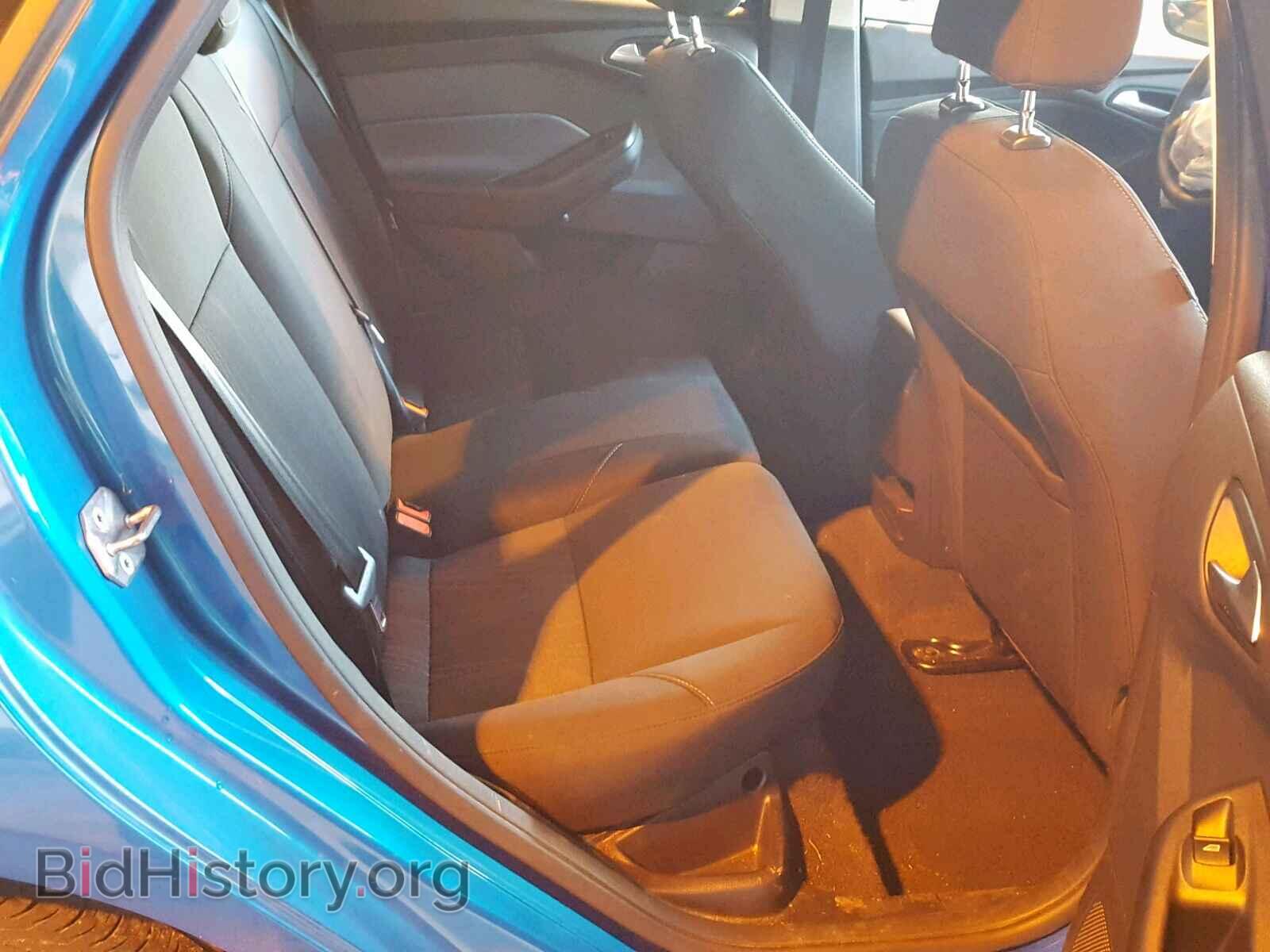 2016 FORD FOCUS SE - VIN: 1FADP3K23GL203654 - Фото 6