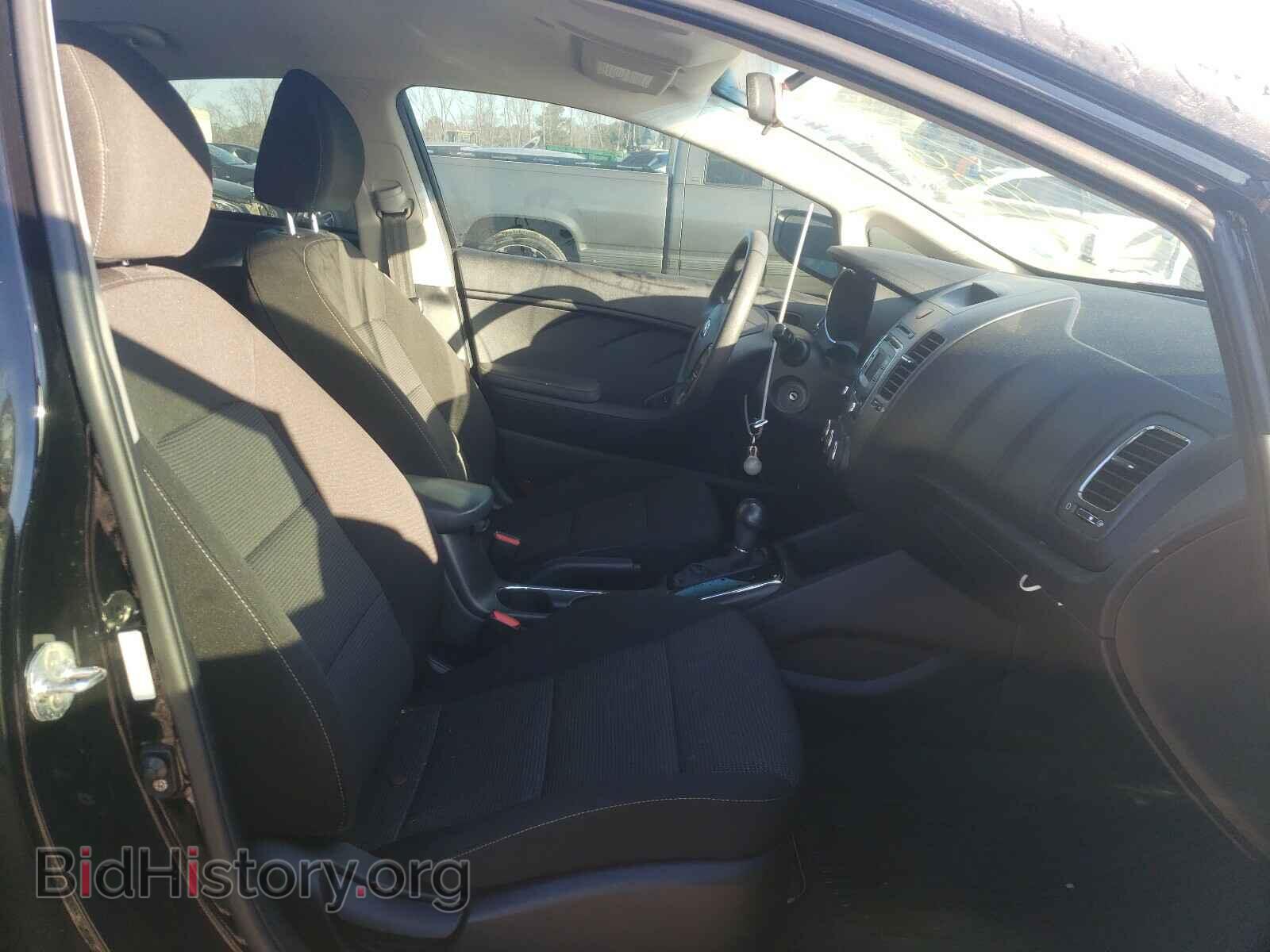 2017 KIA FORTE - VIN: 3KPFK4A76HE157249 - Photo 5