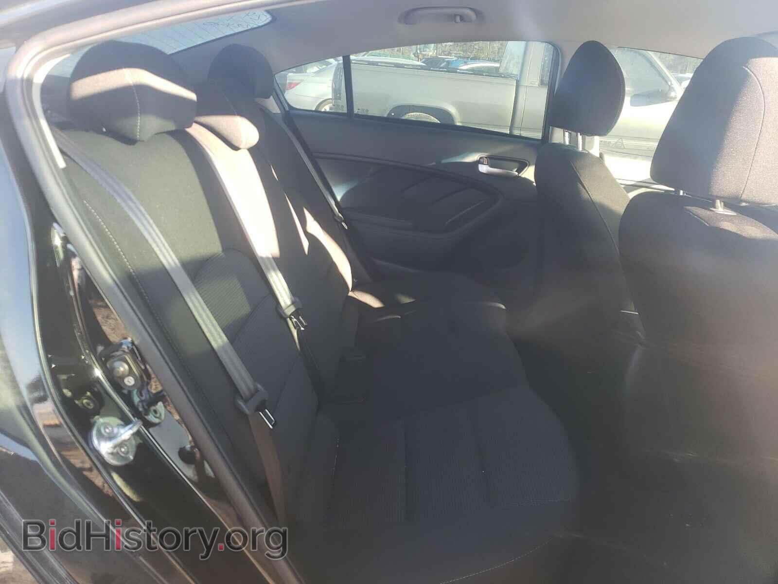 2017 KIA FORTE - VIN: 3KPFK4A76HE157249 - Photo 6