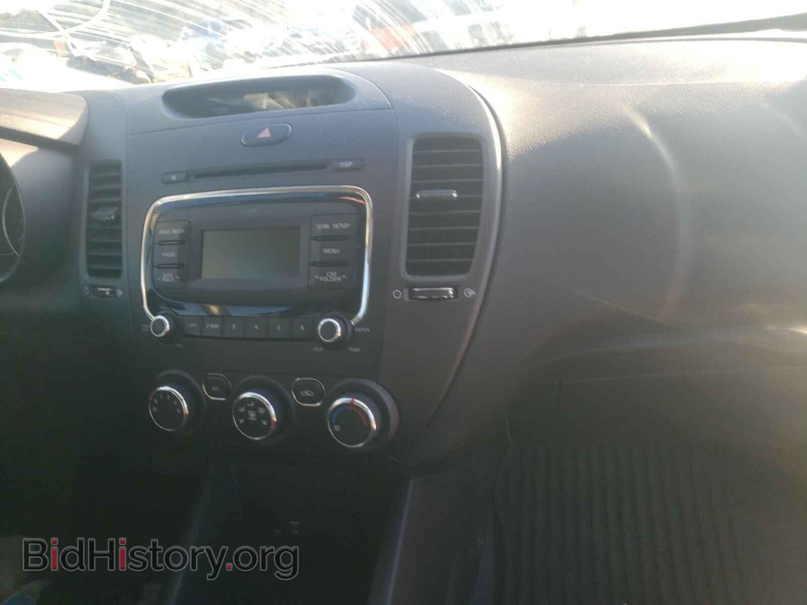 2017 KIA FORTE - VIN: 3KPFK4A76HE157249 - Photo 9