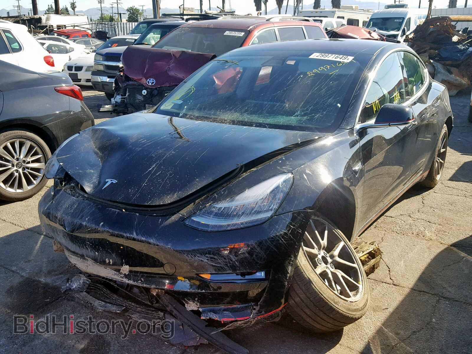 2018 TESLA MODEL 3 - VIN: 5YJ3E1EAXJF172755 - Фото 2