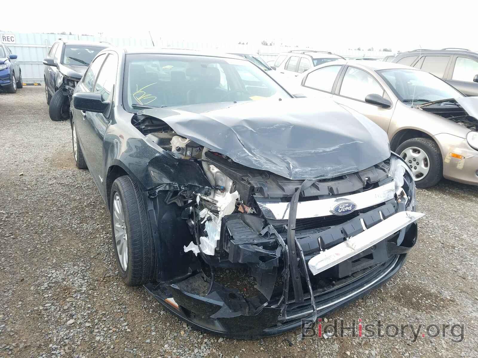 Photo 3FADP0L35AR204724 - FORD FUSION 2010