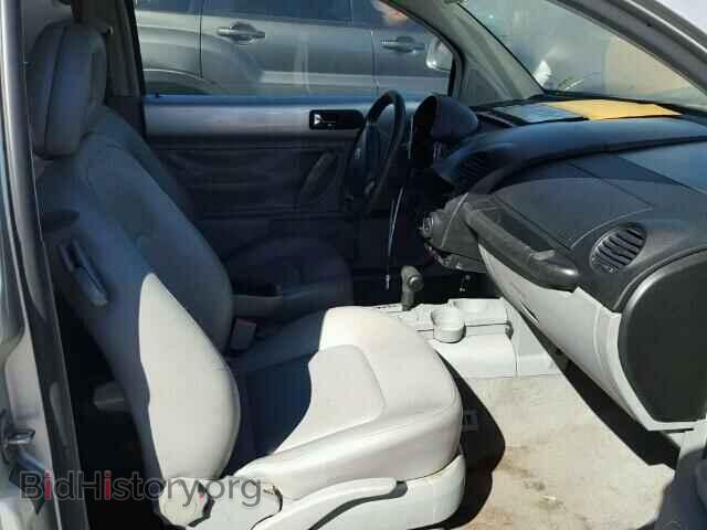 2000 VOLKSWAGEN BEETLE - VIN: 3VWCD21C1YM417185 - Фото 5