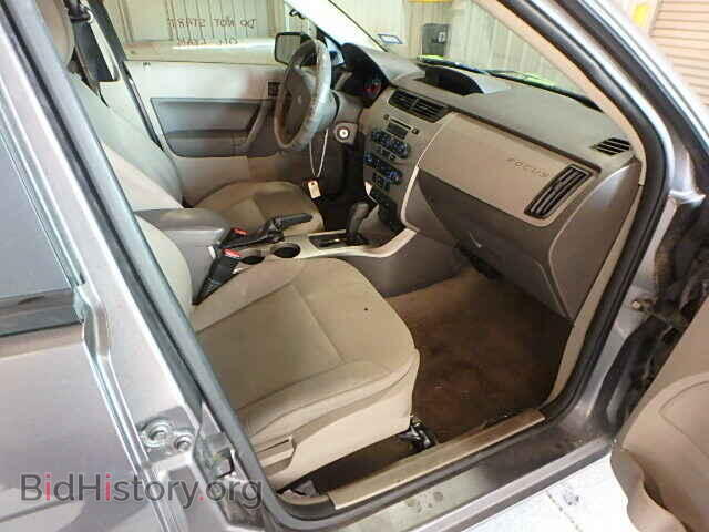 2010 FORD FOCUS - VIN: 1FAHP3EN6AW256832 - Photo 5