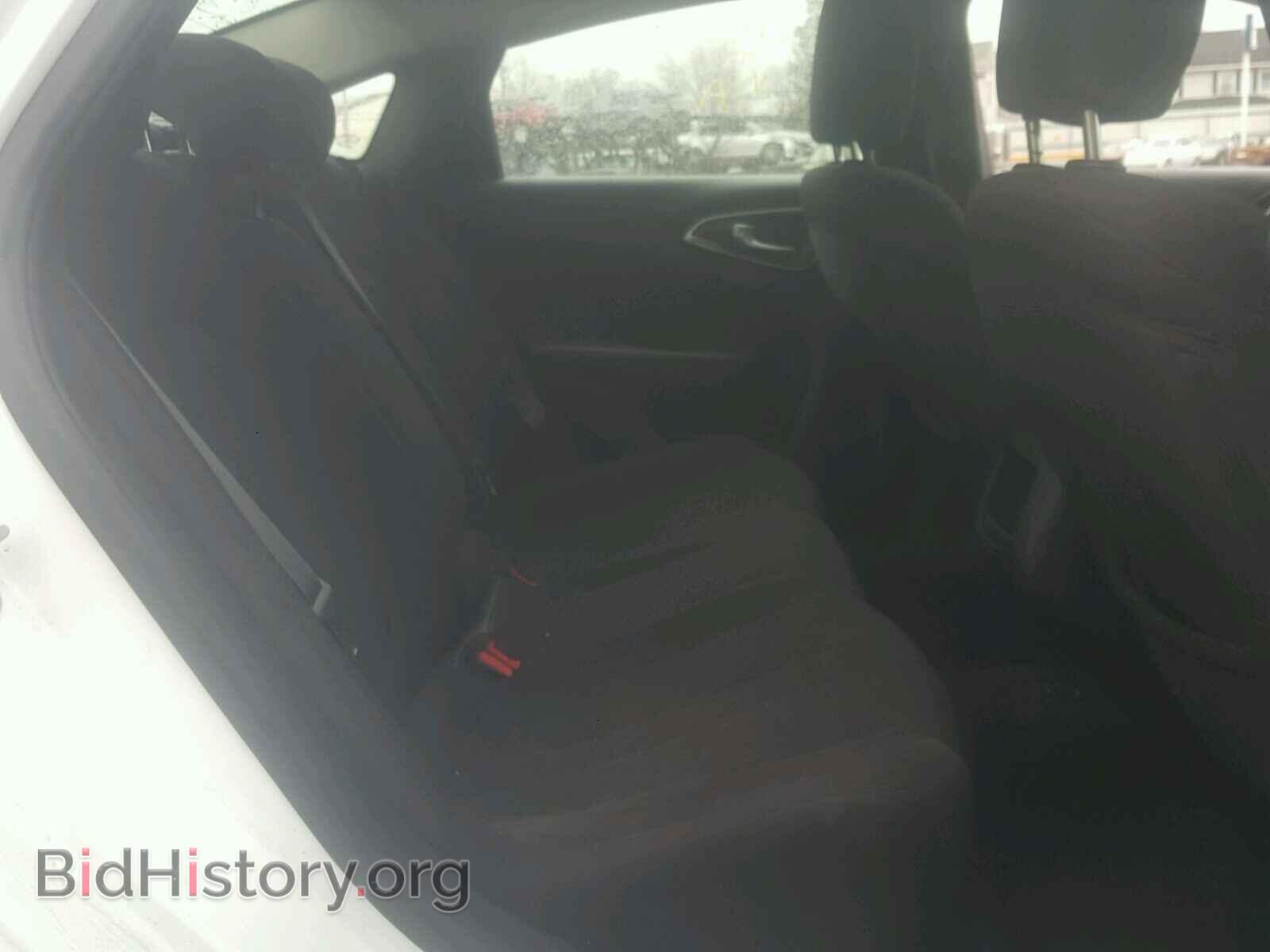 2015 CHRYSLER 200 - VIN: 1C3CCCABXFN735865 - Photo 6