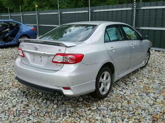 2011 TOYOTA COROLLA - VIN: 2T1BU4EE1BC725947 - Фото 4