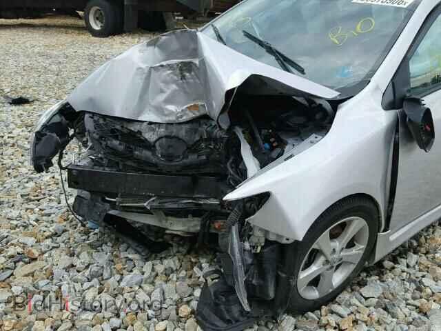 2011 TOYOTA COROLLA - VIN: 2T1BU4EE1BC725947 - Фото 9
