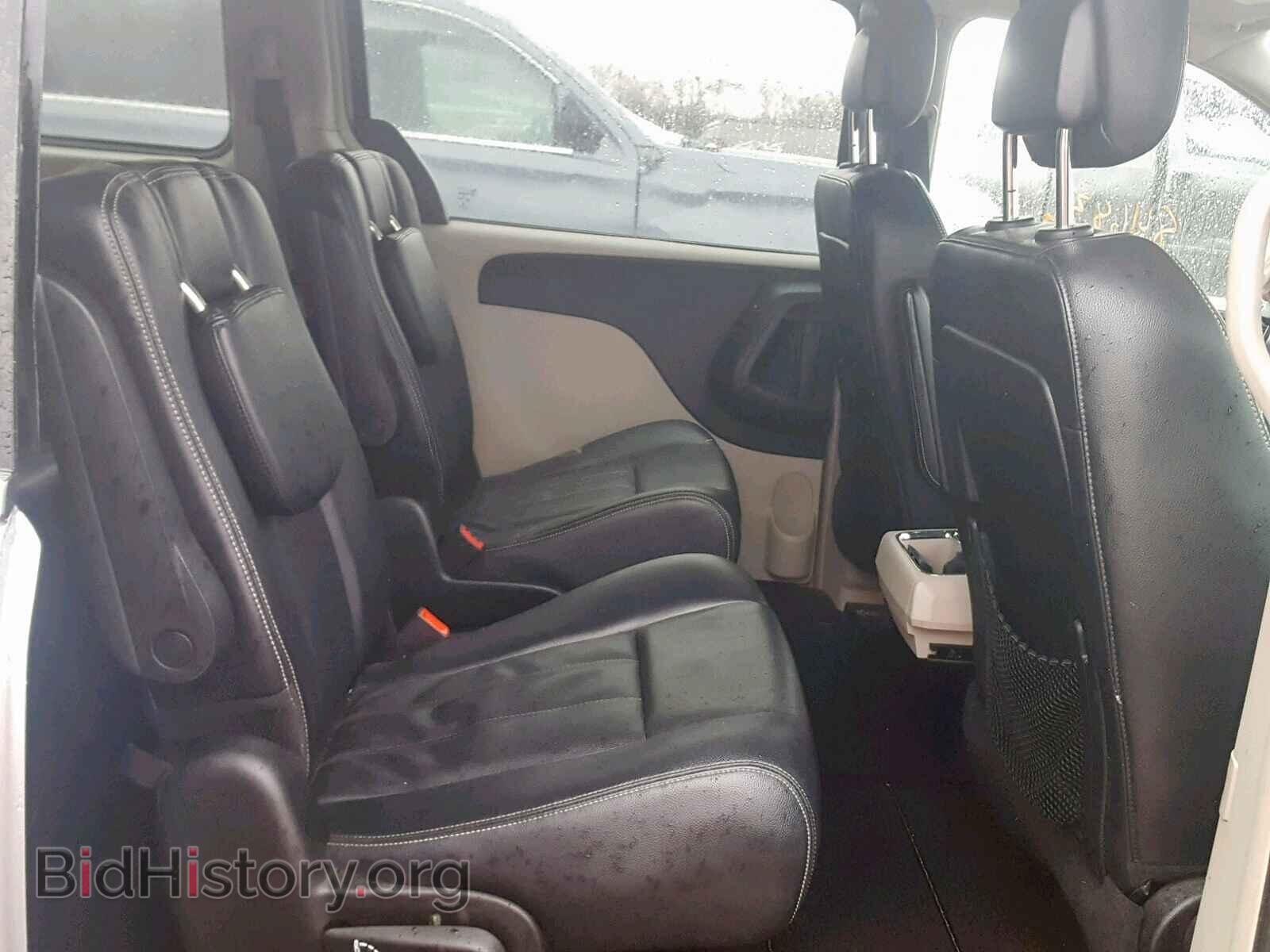 2013 CHRYSLER TOWN & COU - VIN: 2C4RC1BG3DR674444 - Фото 6