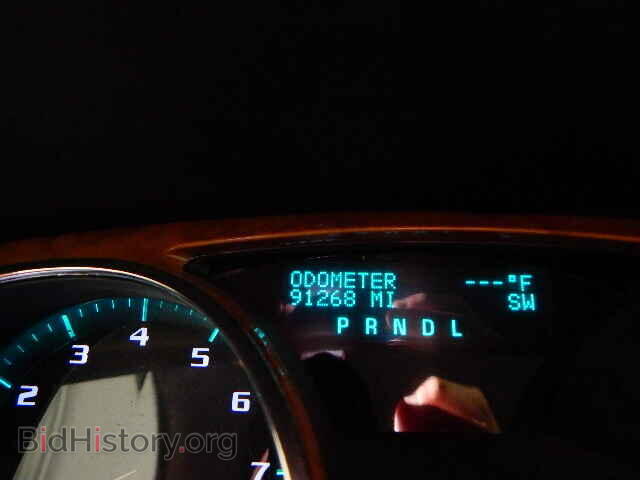 2011 BUICK ENCLAVE - VIN: 5GAKRAED9BJ398811 - Фото 8