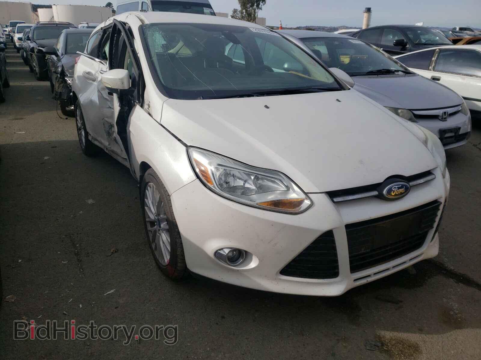 Фотография 1FAHP3M23CL285085 - FORD FOCUS 2012