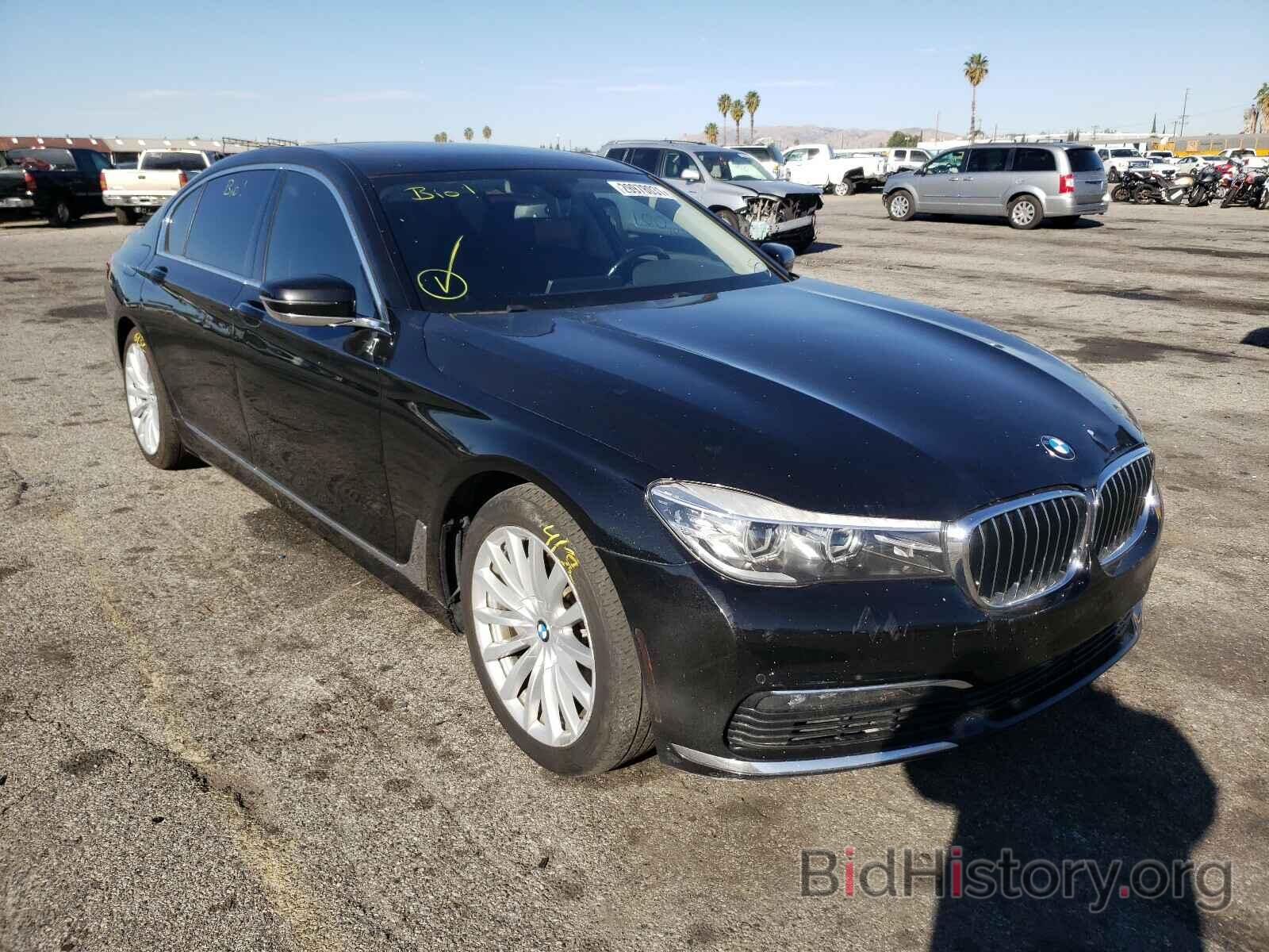 Photo WBA7E2C54JG742670 - BMW 7 SERIES 2018