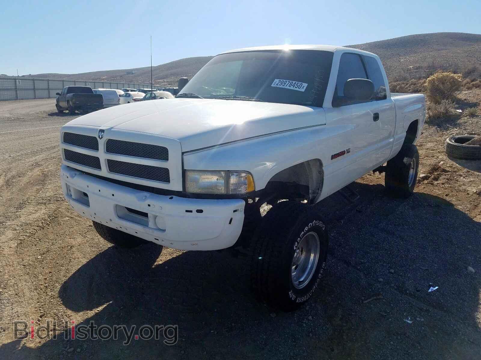 1998 DODGE RAM 2500 - VIN: 1B7KF23W4WJ130255 - Фото 2