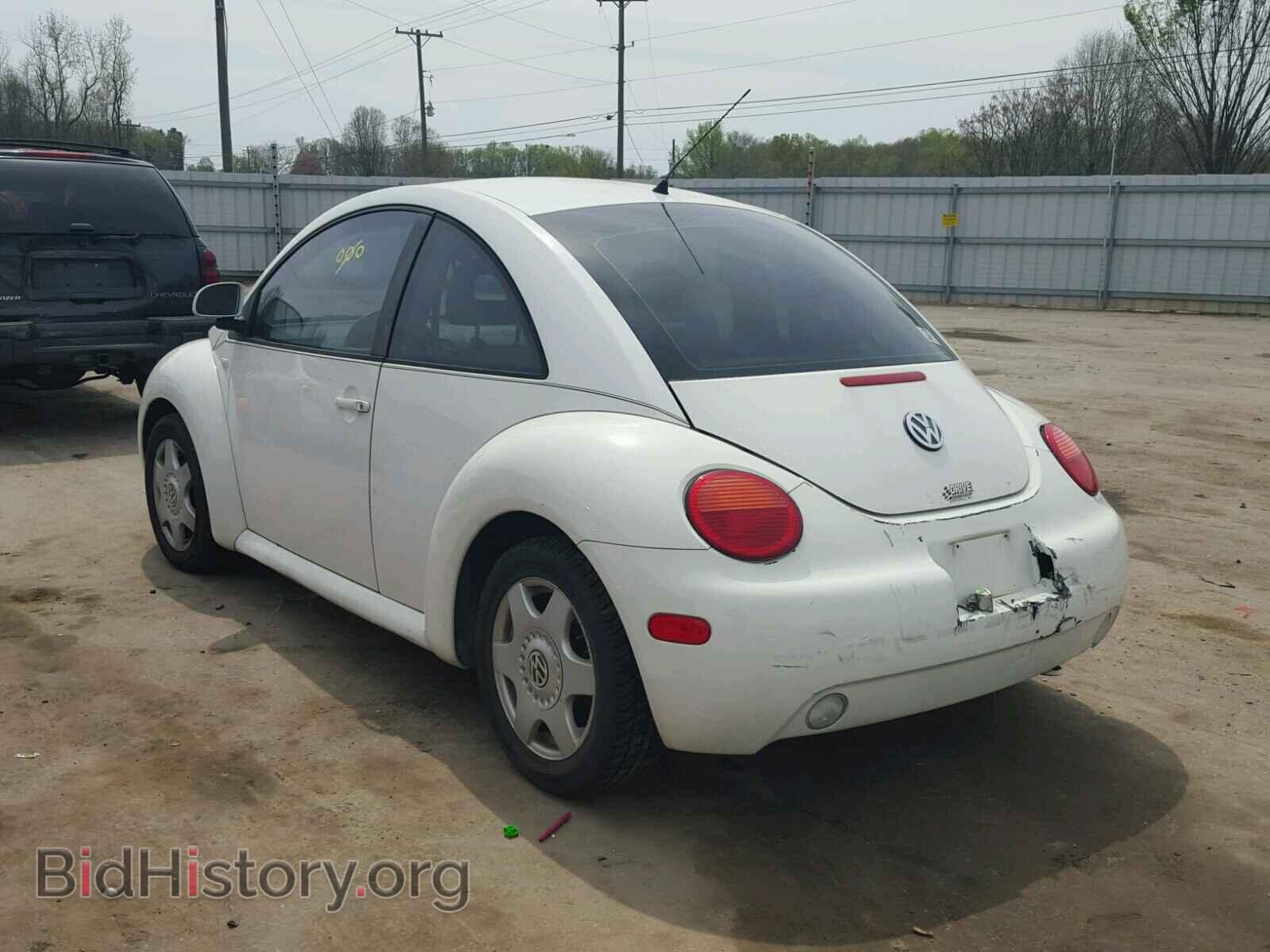 2000 VOLKSWAGEN BEETLE - VIN: 3VWCA21CXYM470217 - Фото 3