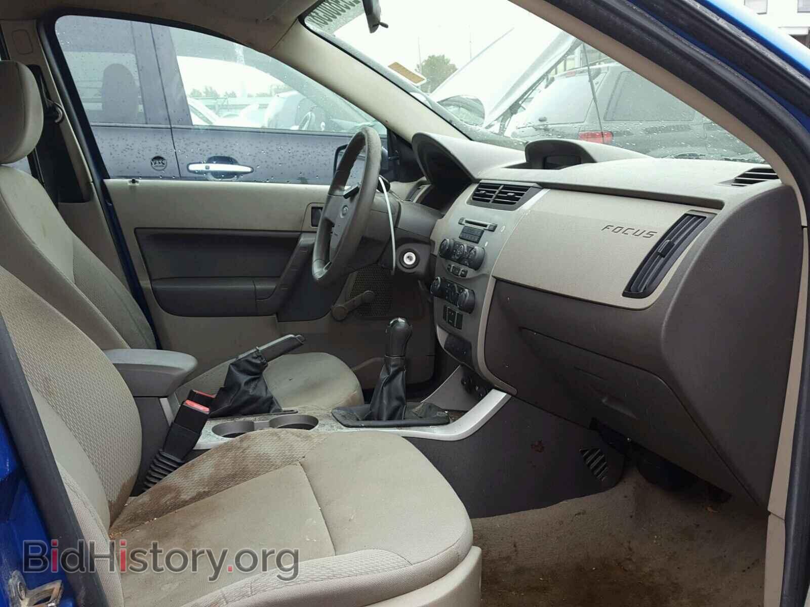 2011 FORD FOCUS - VIN: 1FAHP3EN6BW100100 - Photo 5