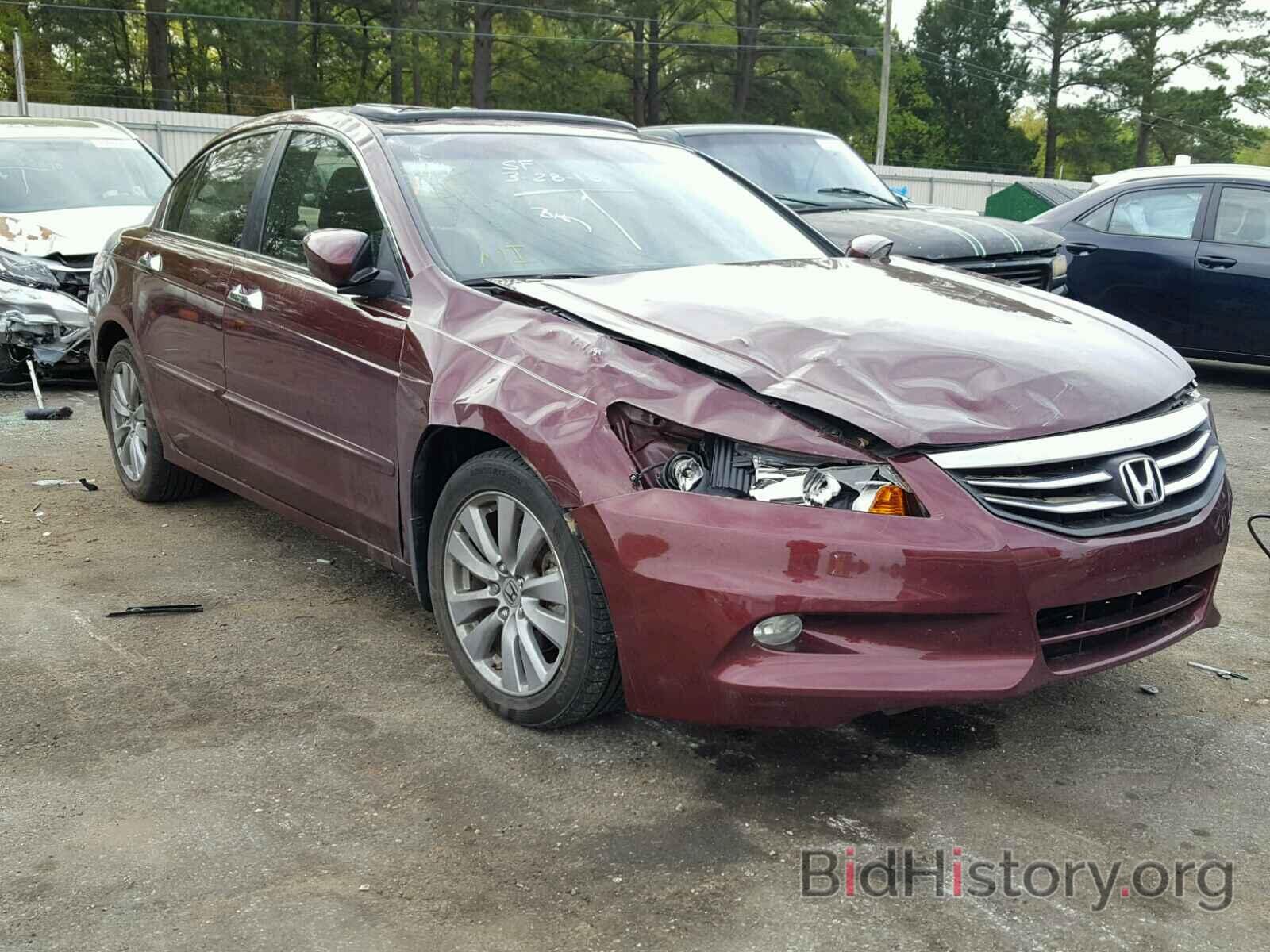 Photo 1HGCP3F88CA034579 - HONDA ACCORD 2012