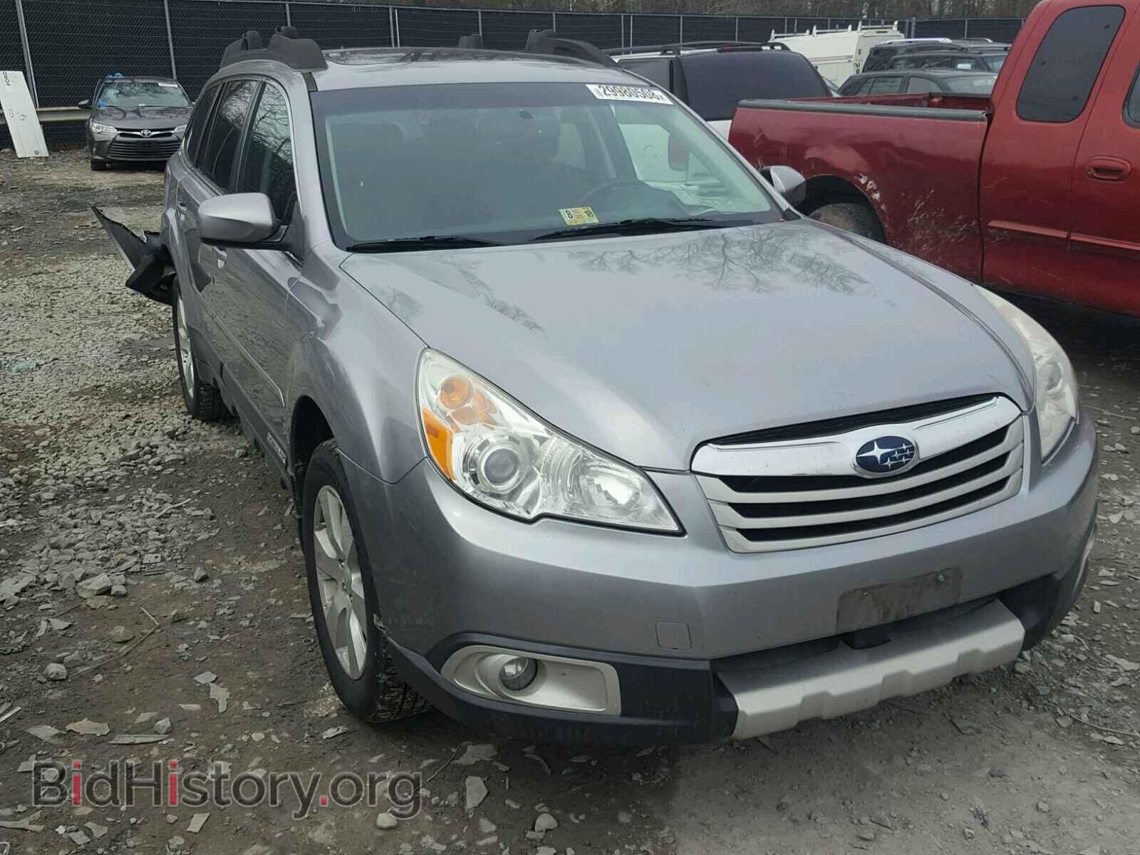 Photo 4S4BRDLC5B2394044 - SUBARU OUTBACK 2011