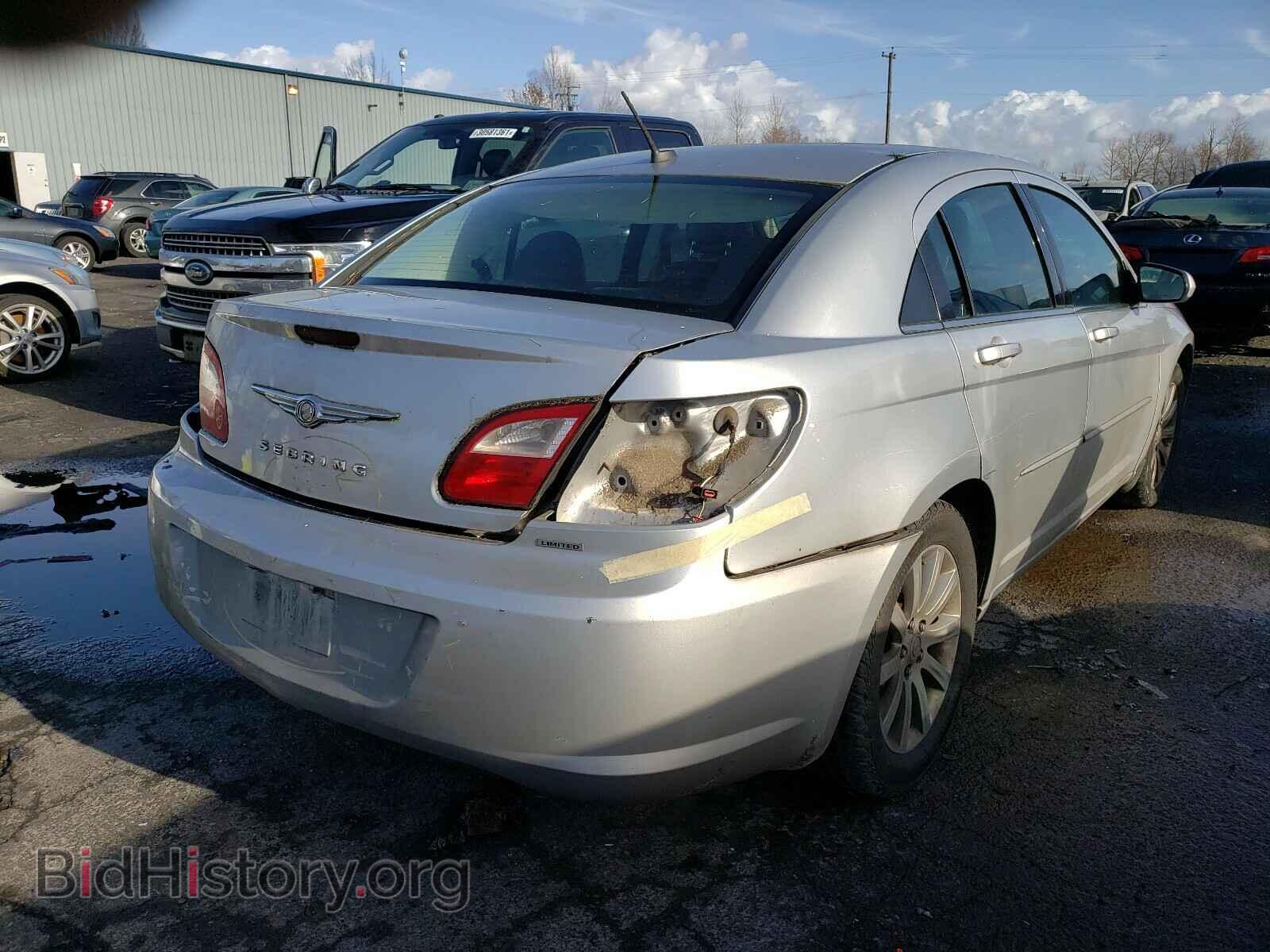 2010 CHRYSLER SEBRING - VIN: 1C3CC5FD1AN190878 - Фото 4