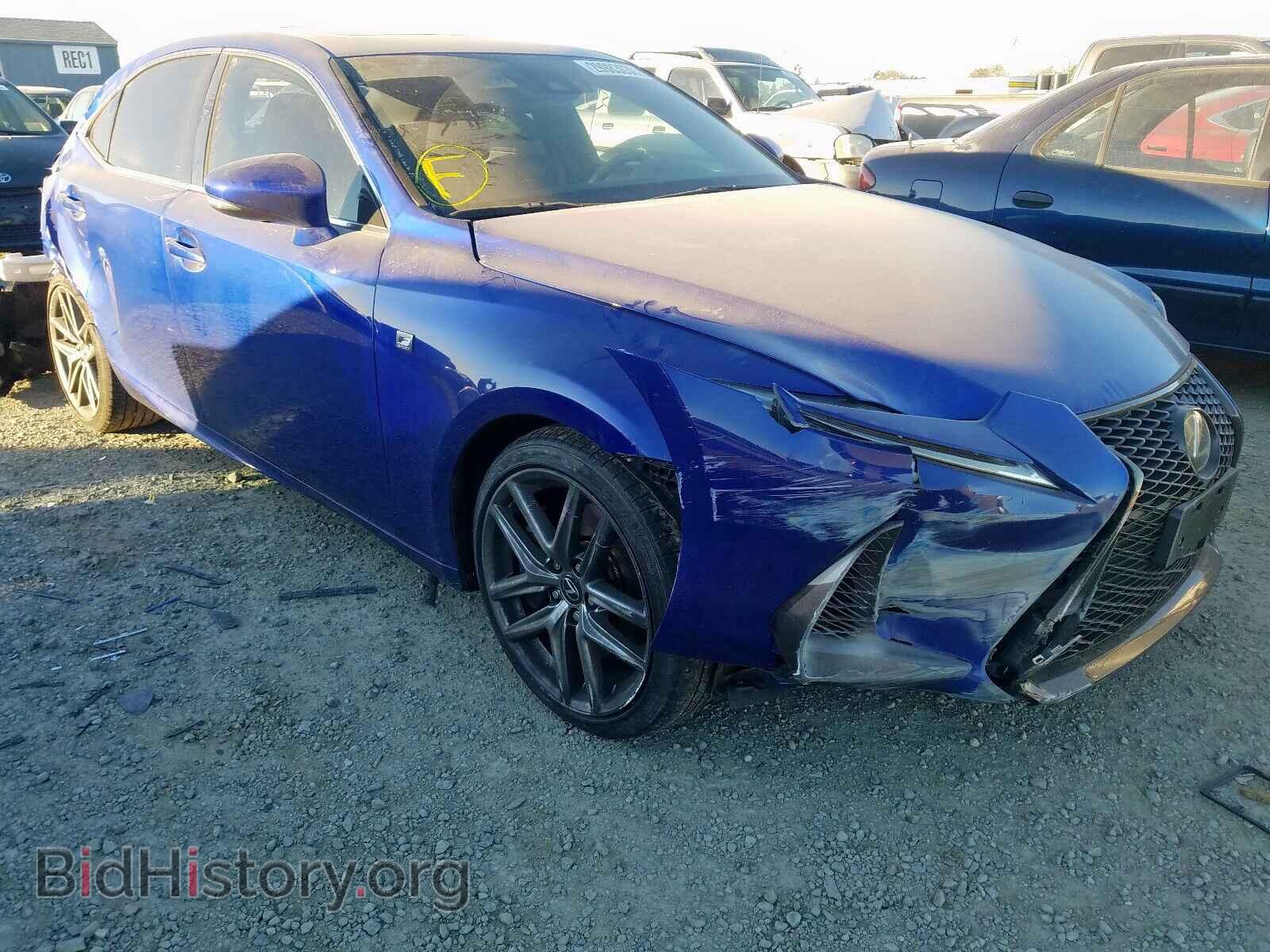 Photo JTHBE1D26H5028586 - LEXUS IS 2017